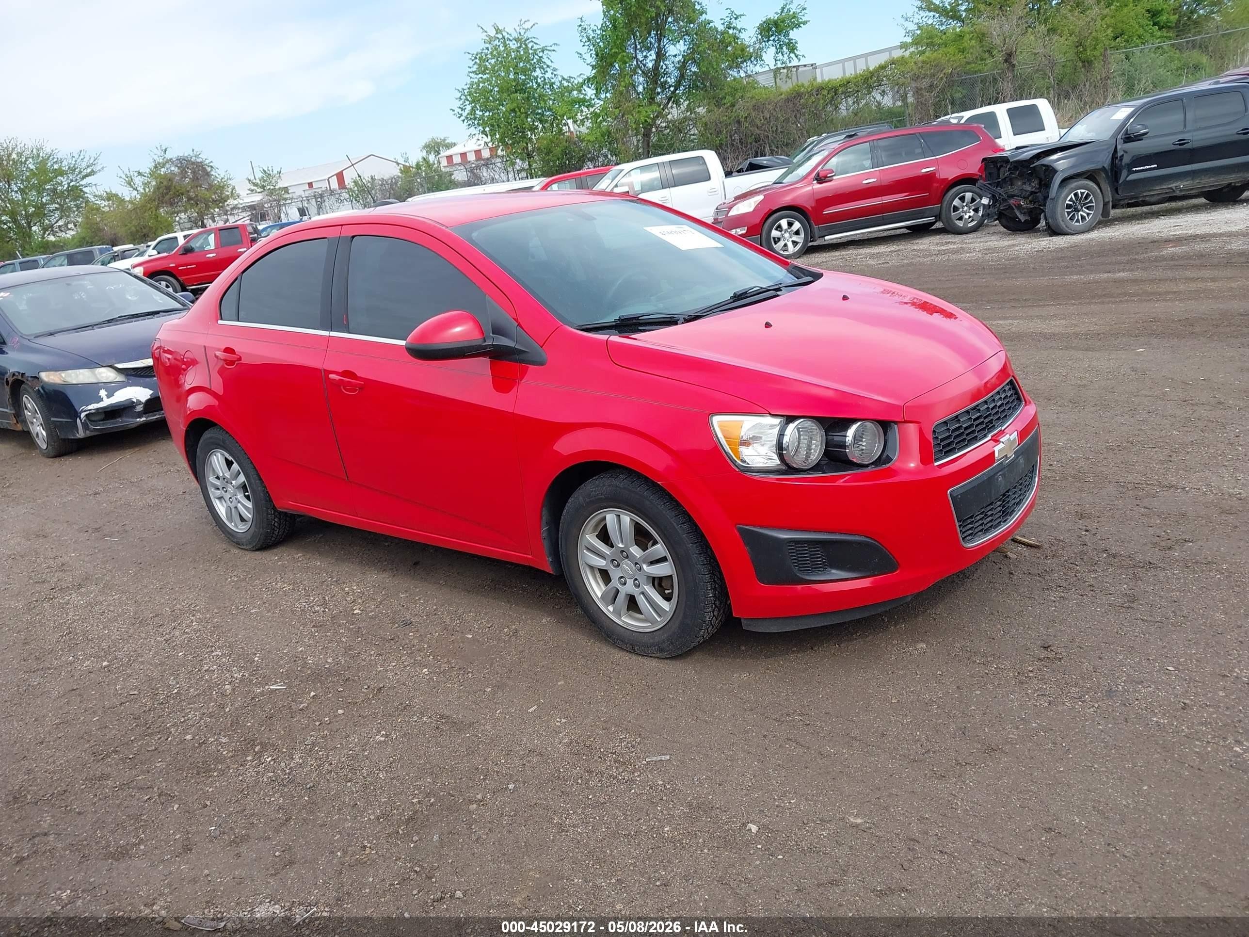 2015 Chevrolet Sonic Lt Auto Красный vin: 1G1JC5SHXF4208375