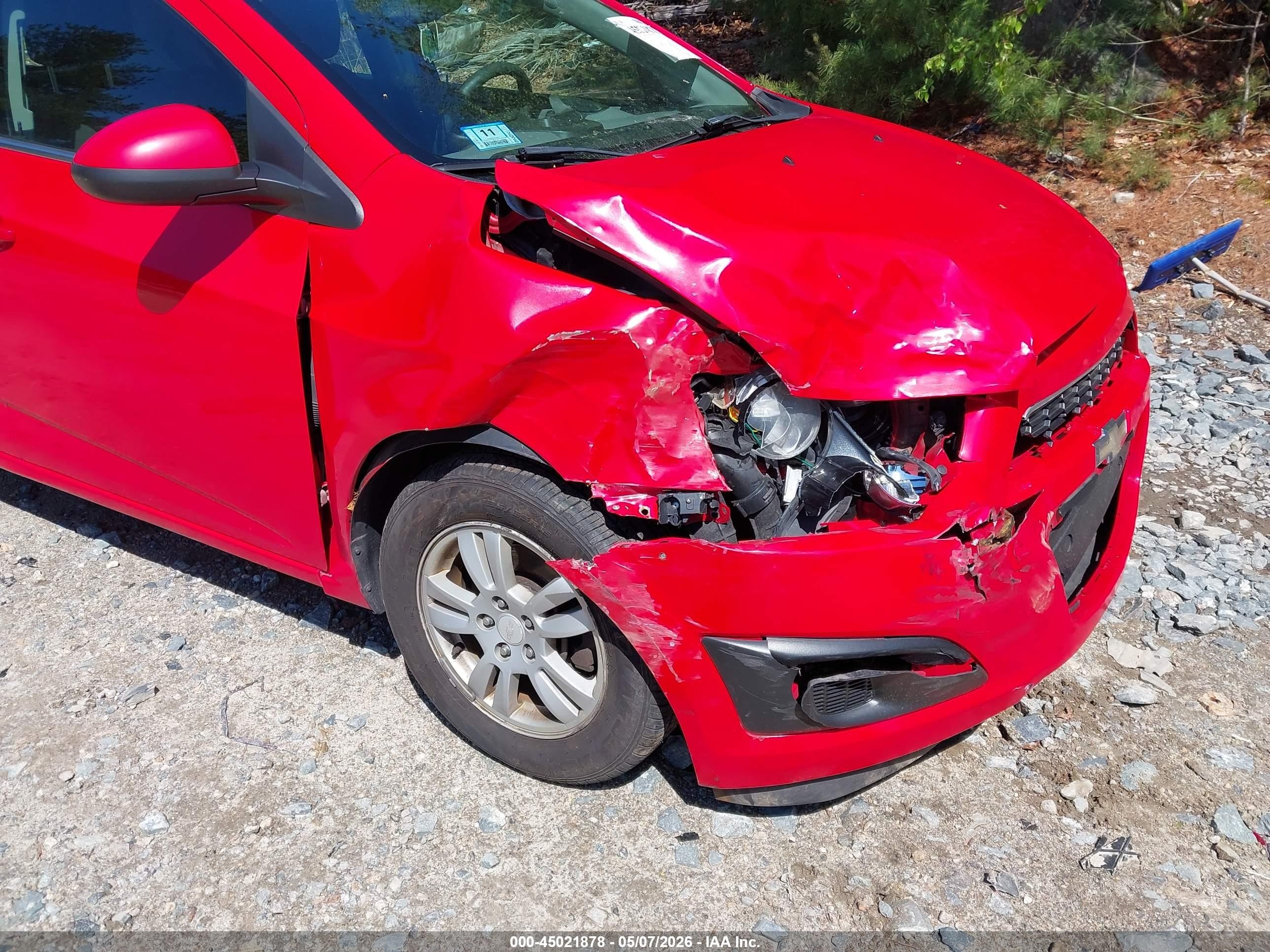 2014 Chevrolet Sonic Lt Auto Red vin: 1G1JC6SB2E4150519