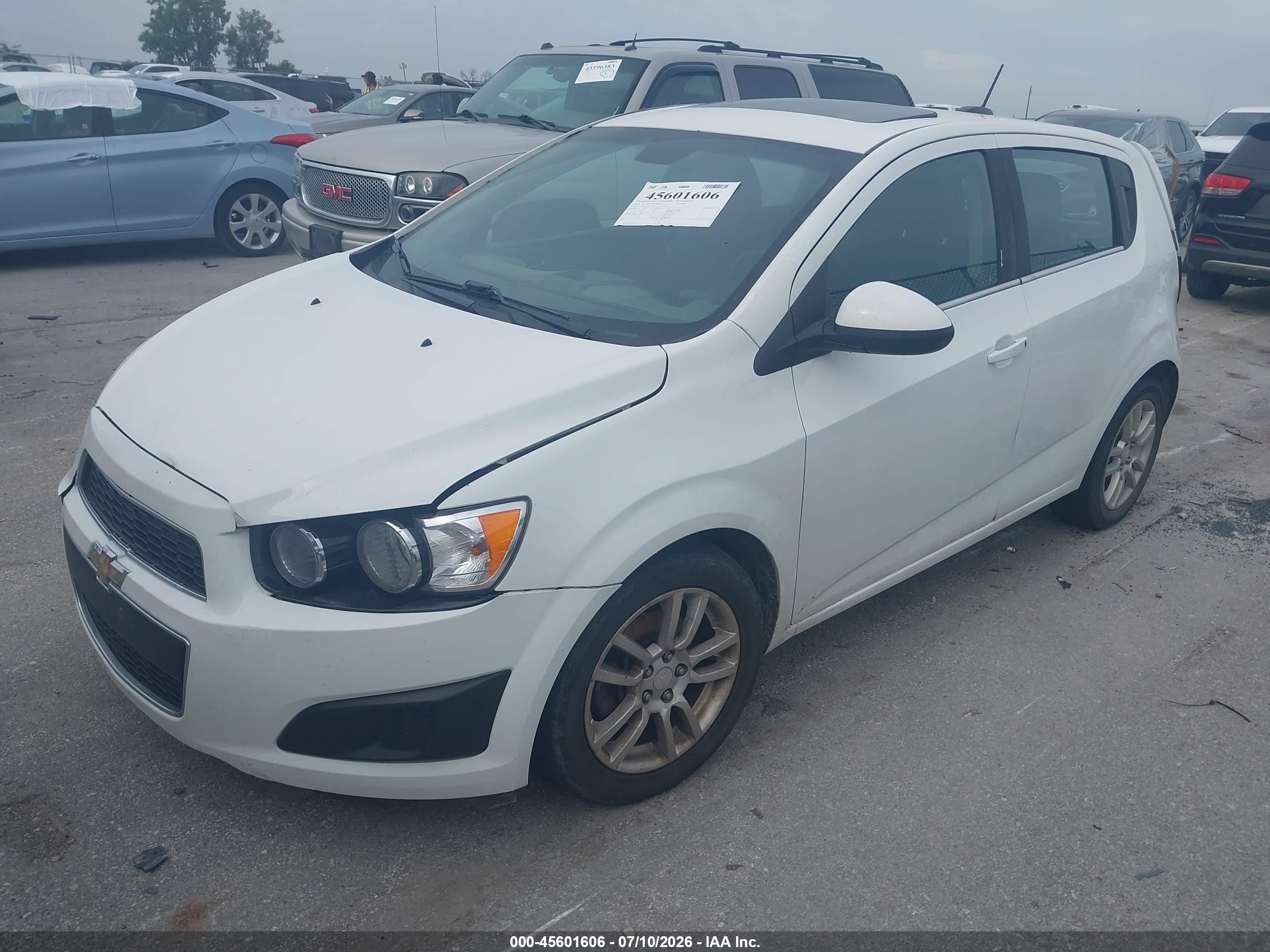 2015 Chevrolet Sonic Lt Auto White vin: 1G1JC6SB2F4170965