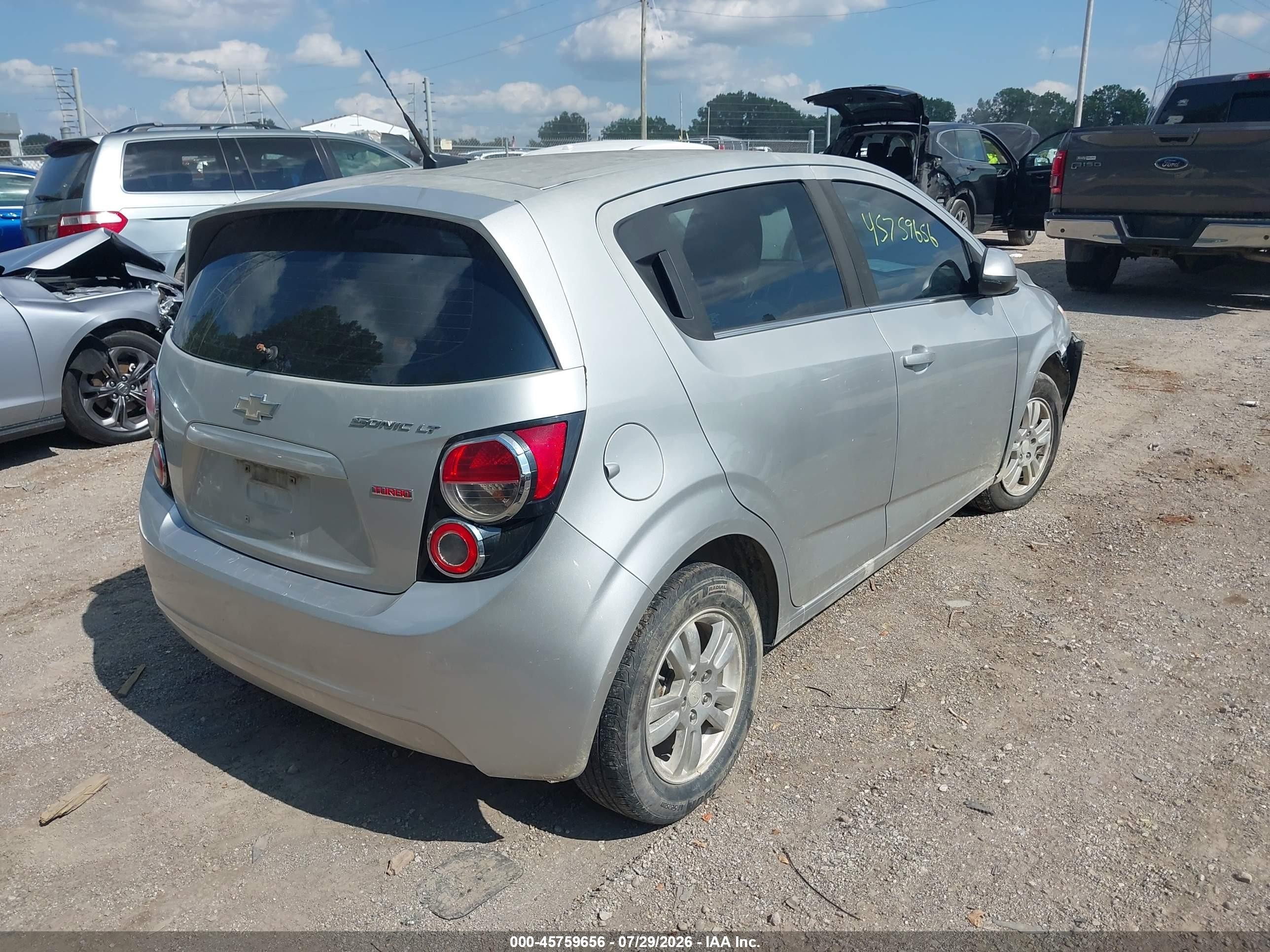 2013 Chevrolet Sonic Lt Auto Серебряный vin: 1G1JC6SB3D4143870