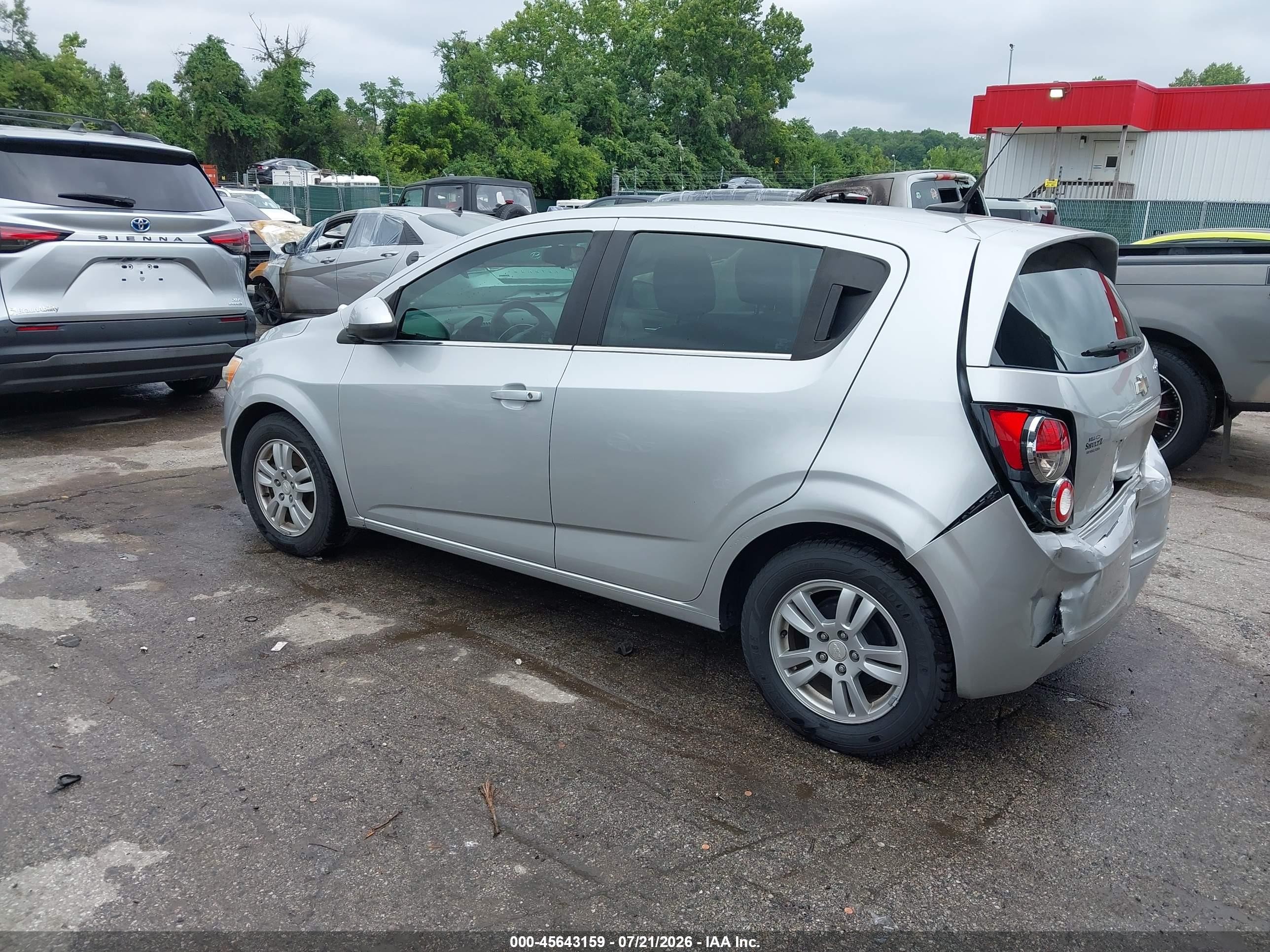 2013 Chevrolet Sonic Lt Auto Silver vin: 1G1JC6SB4D4101563