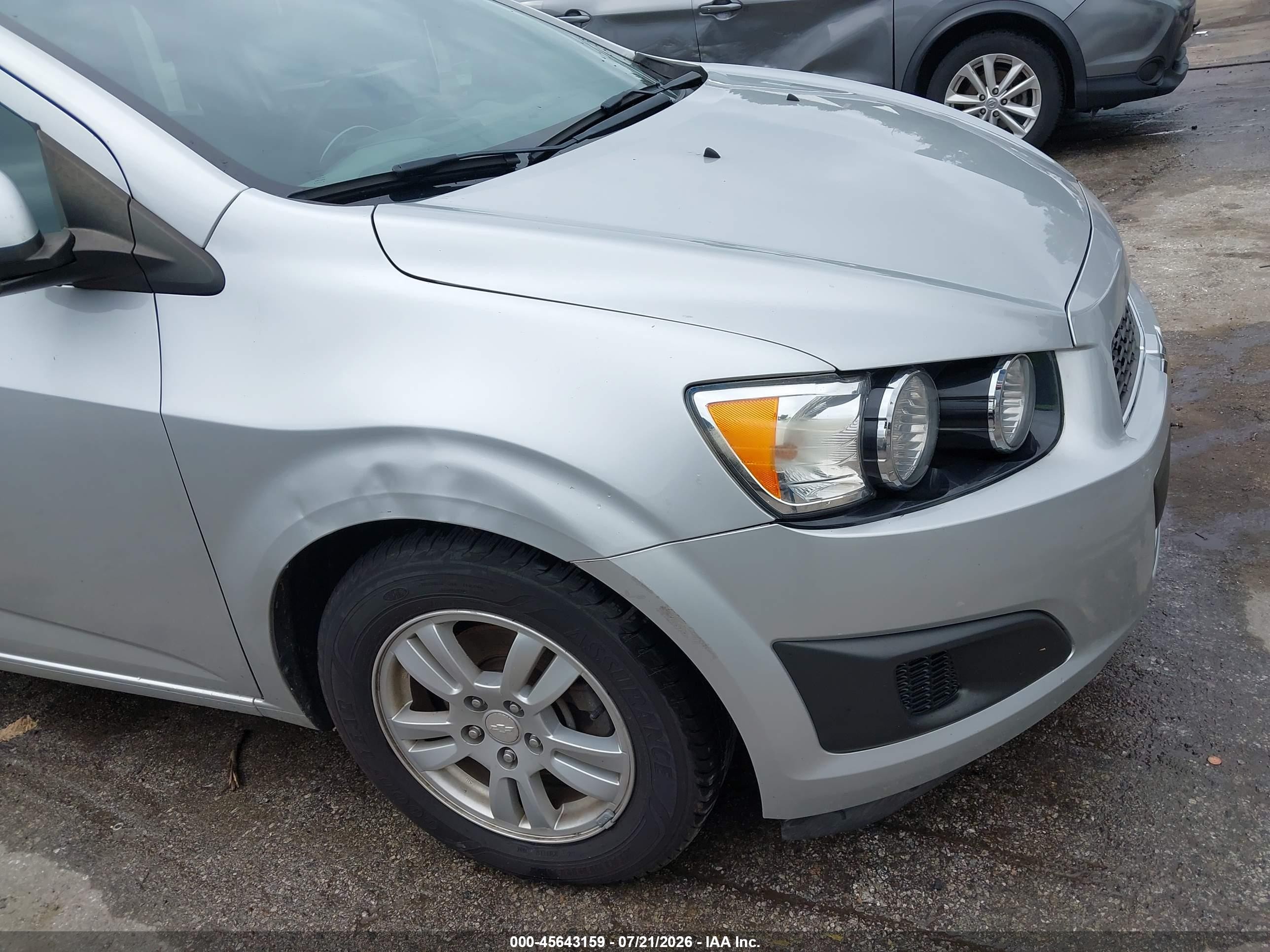 2013 Chevrolet Sonic Lt Auto Silver vin: 1G1JC6SB4D4101563