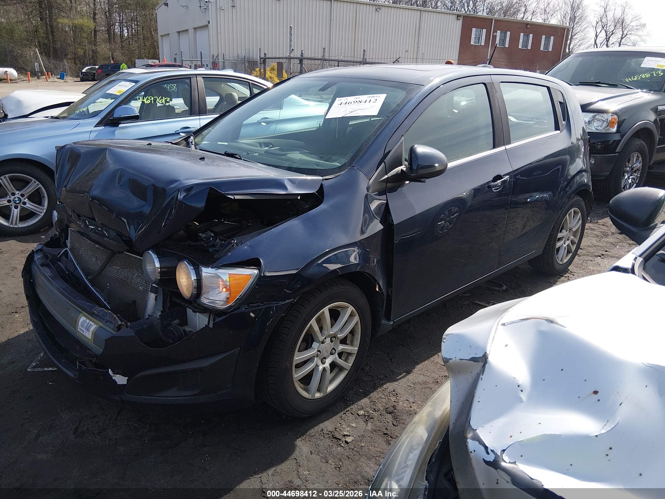 2015 Chevrolet Sonic Lt Auto Blue vin: 1G1JC6SB4F4161538