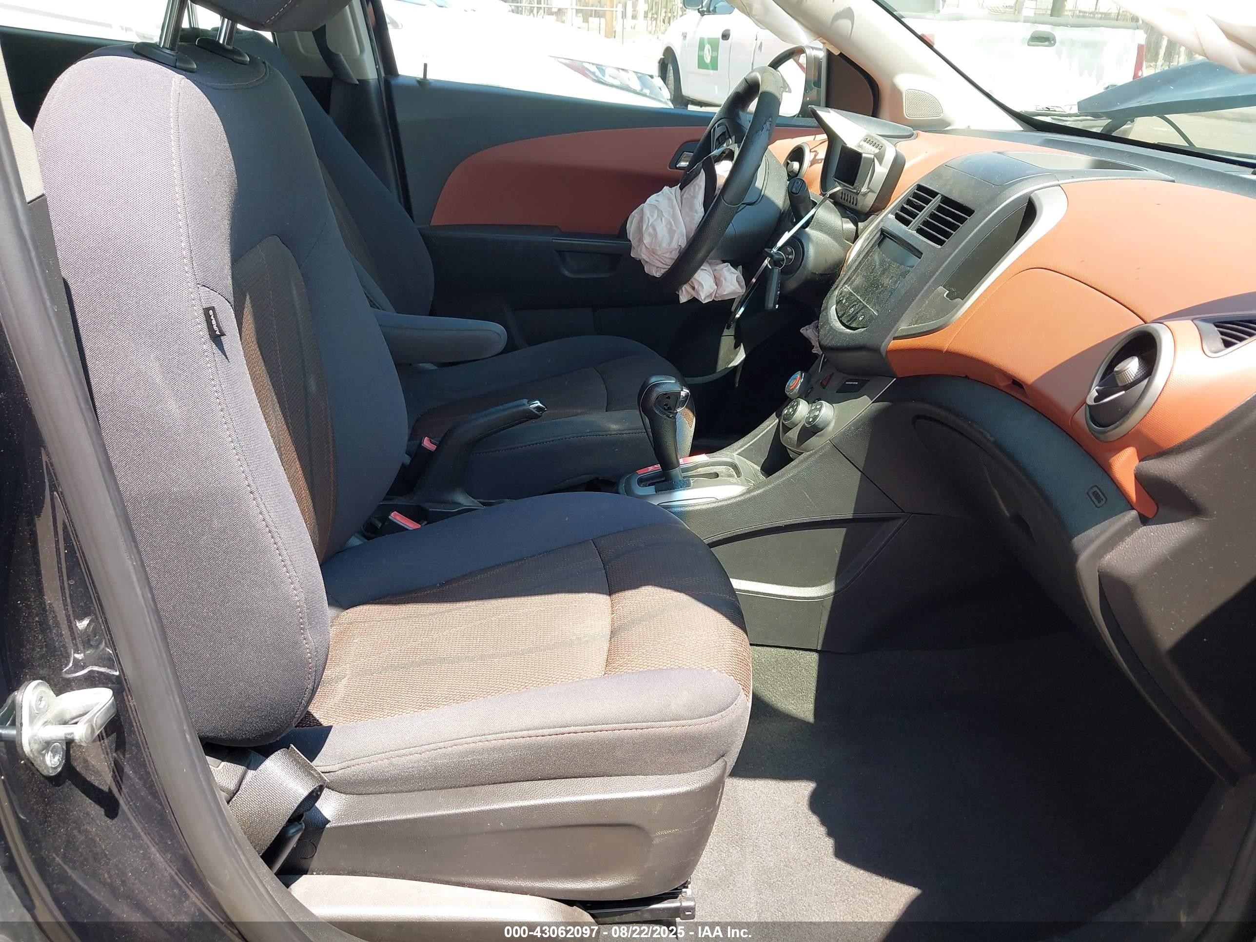 2013 Chevrolet Sonic Lt Auto Black vin: 1G1JC6SB6D4202765