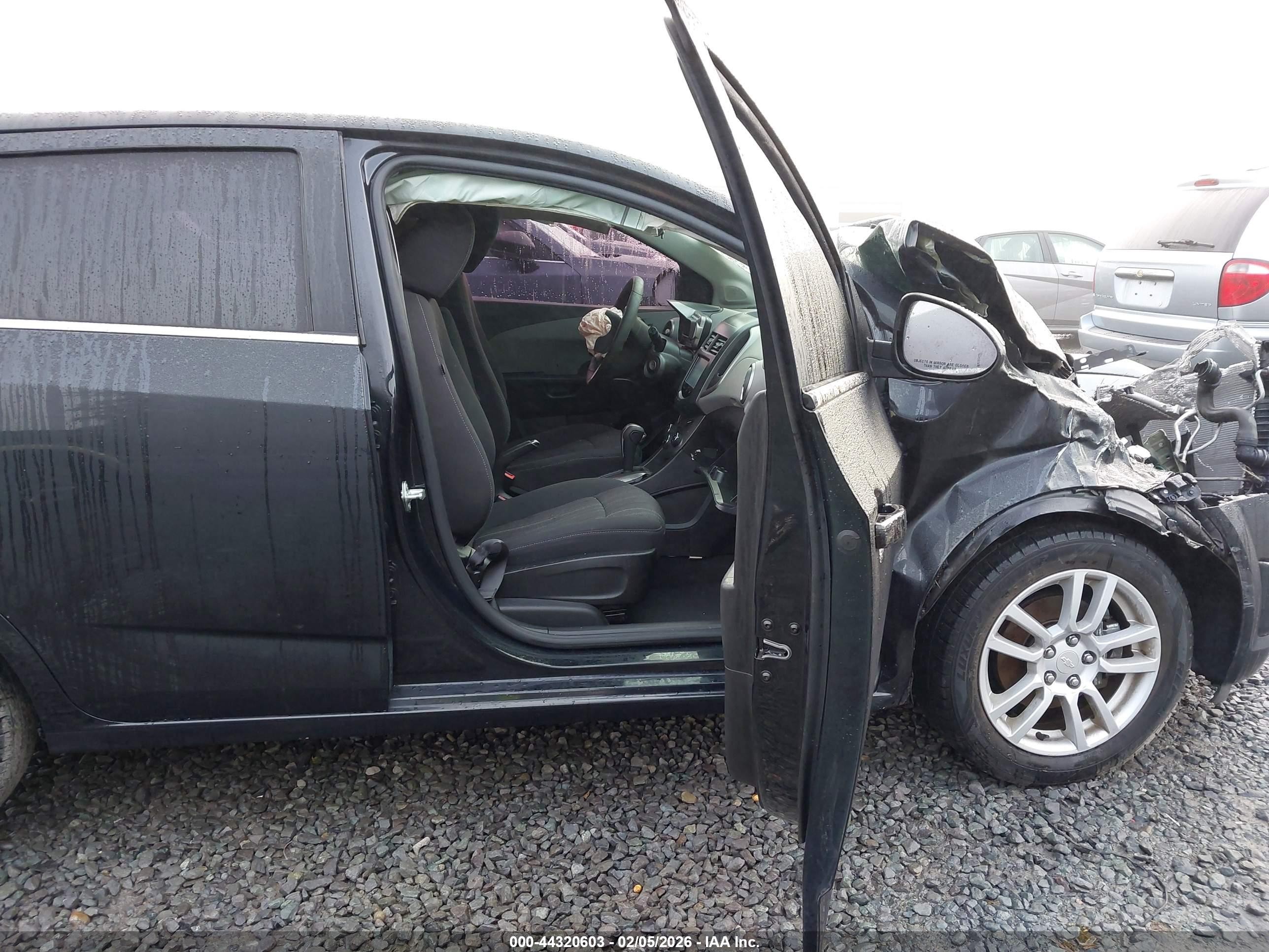 2015 Chevrolet Sonic Lt Auto Black vin: 1G1JC6SB6F4116827