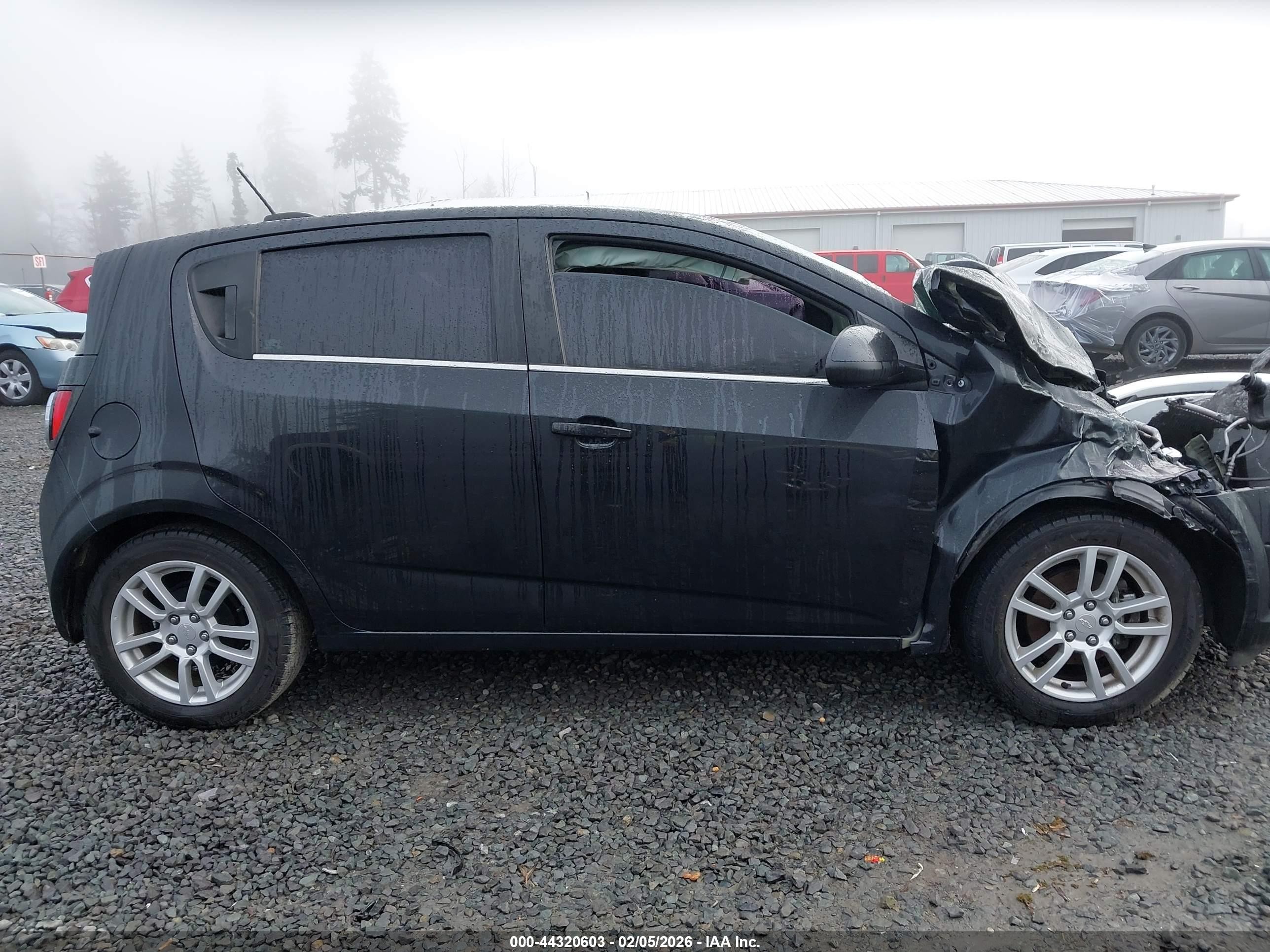 2015 Chevrolet Sonic Lt Auto Black vin: 1G1JC6SB6F4116827