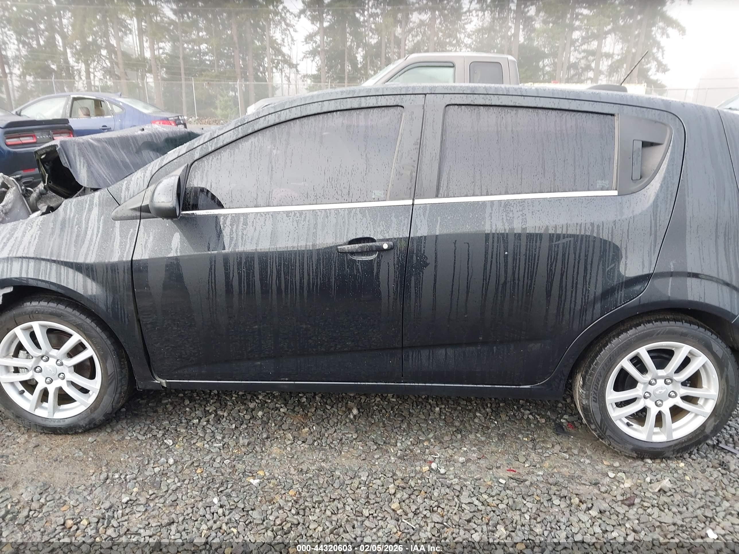 2015 Chevrolet Sonic Lt Auto Black vin: 1G1JC6SB6F4116827