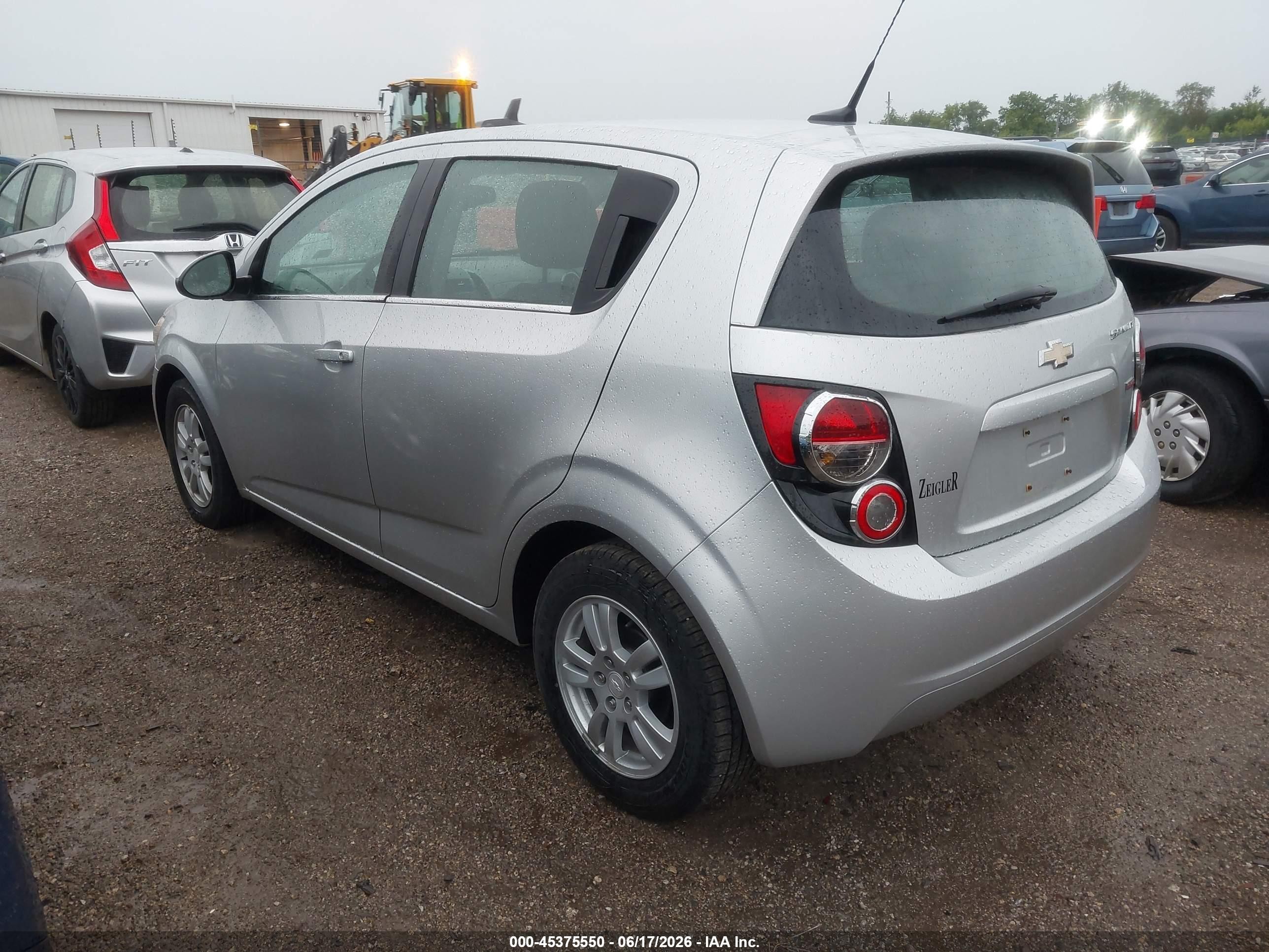 2014 Chevrolet Sonic Lt Auto Silver vin: 1G1JC6SB7E4104023