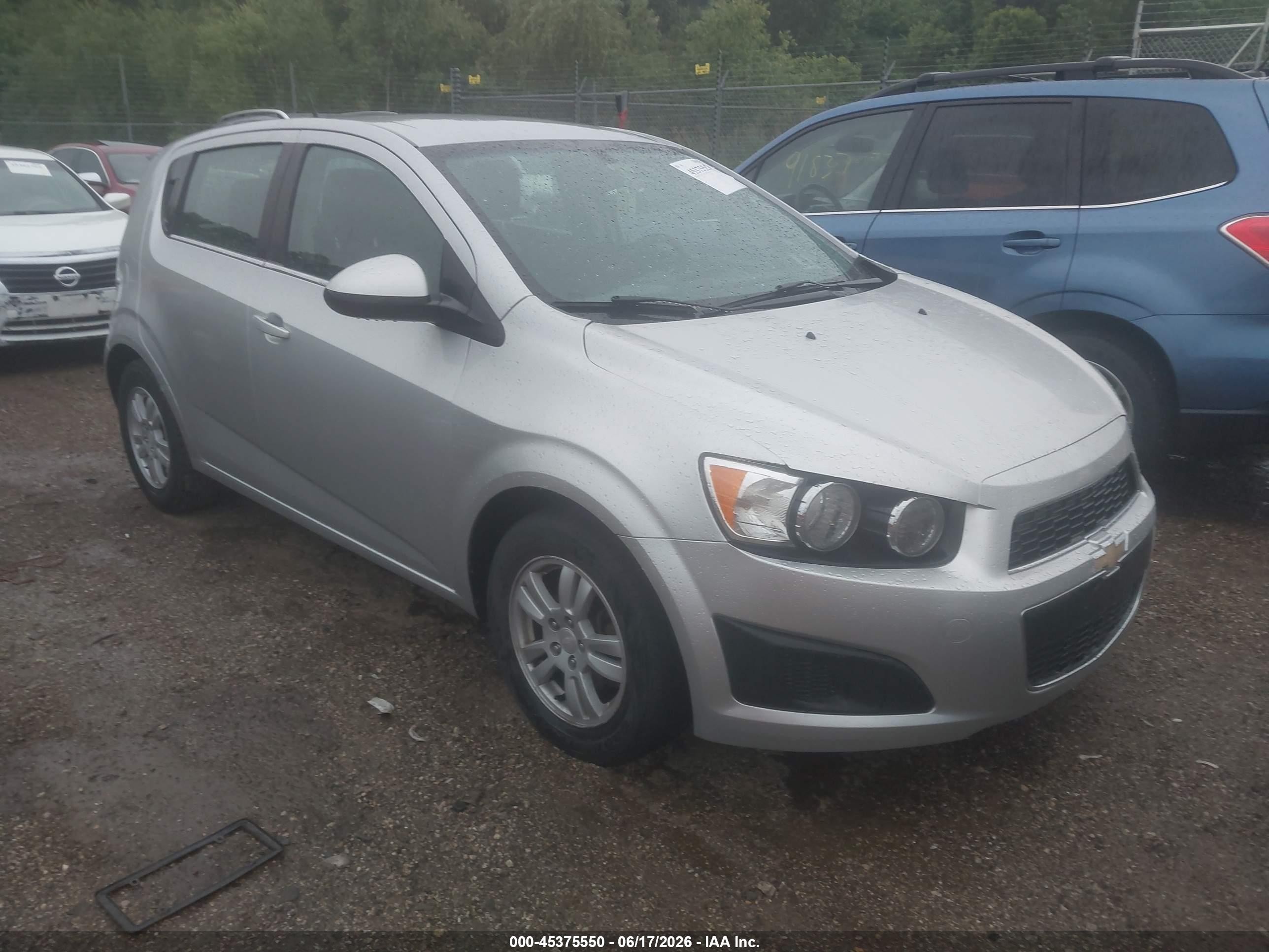 2014 Chevrolet Sonic Lt Auto Silver vin: 1G1JC6SB7E4104023