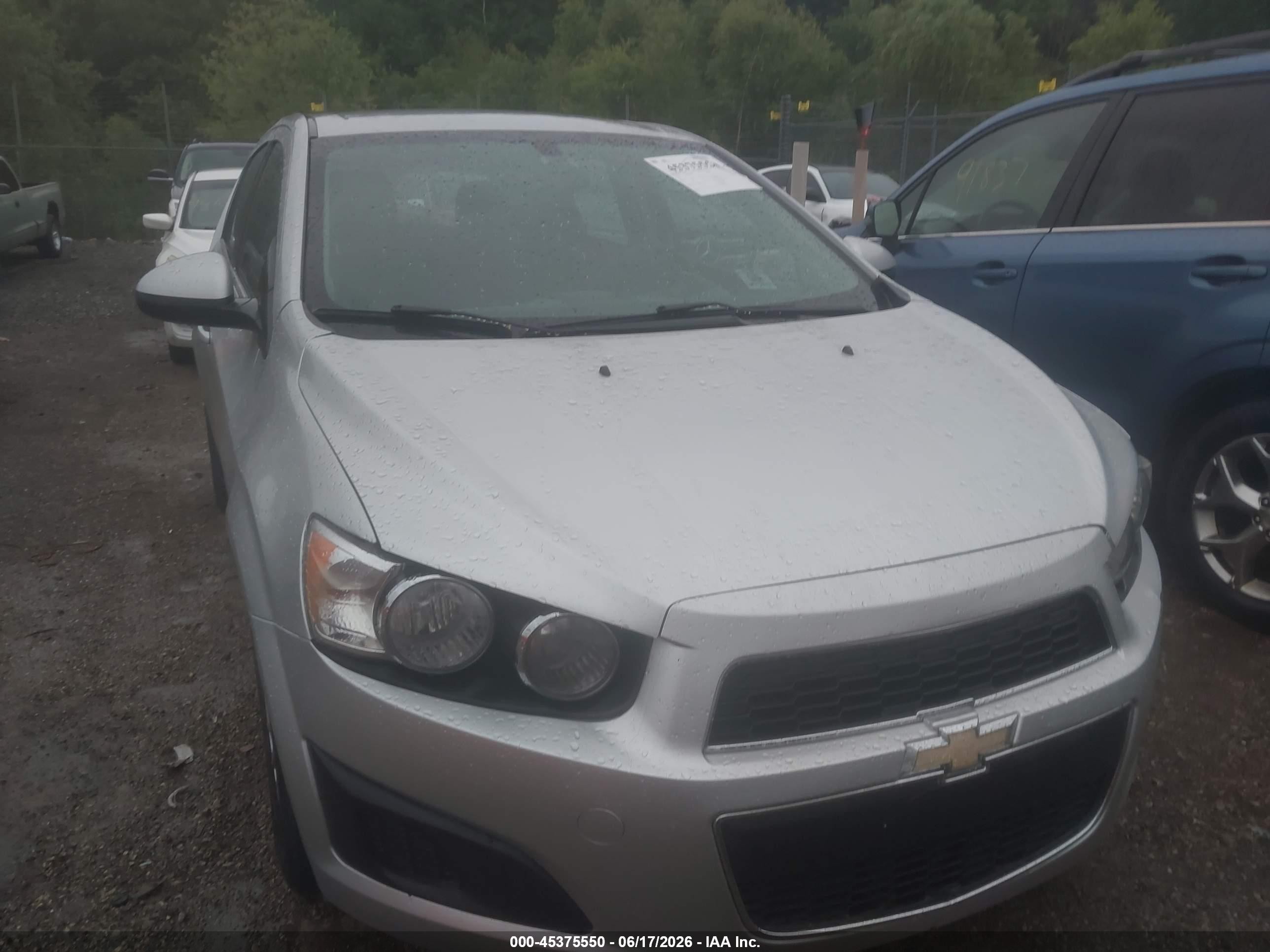 2014 Chevrolet Sonic Lt Auto Silver vin: 1G1JC6SB7E4104023