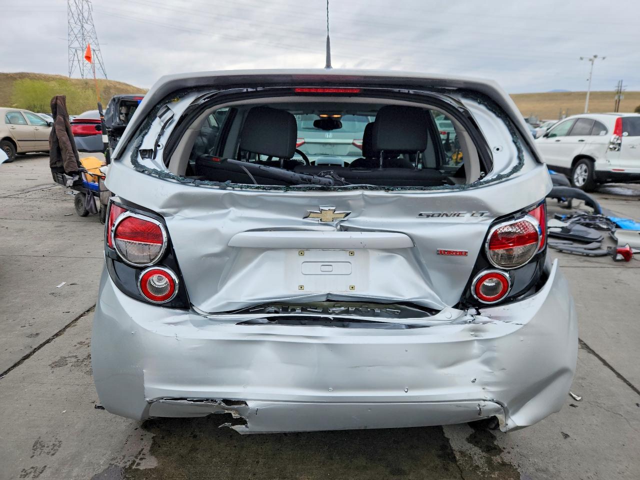 2013 Chevrolet Sonic Lt Серебряный vin: 1G1JC6SB8D4160907