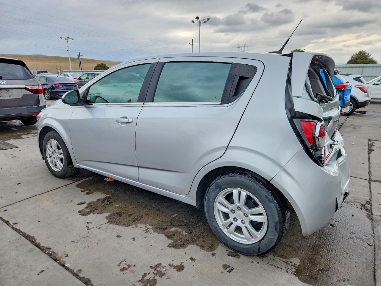 2013 Chevrolet Sonic Lt Серебряный vin: 1G1JC6SB8D4160907