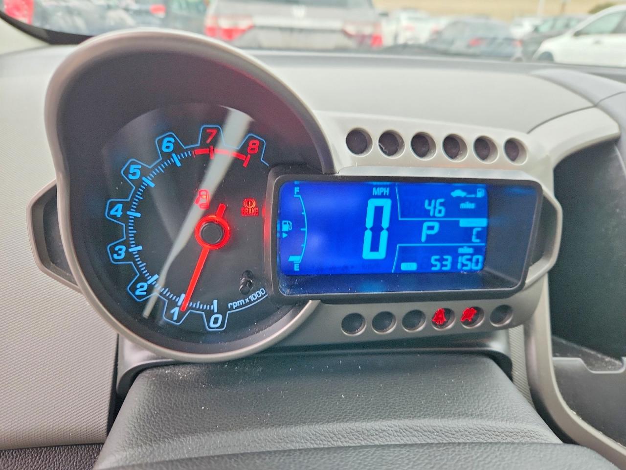 2013 Chevrolet Sonic Lt Серебряный vin: 1G1JC6SB8D4160907