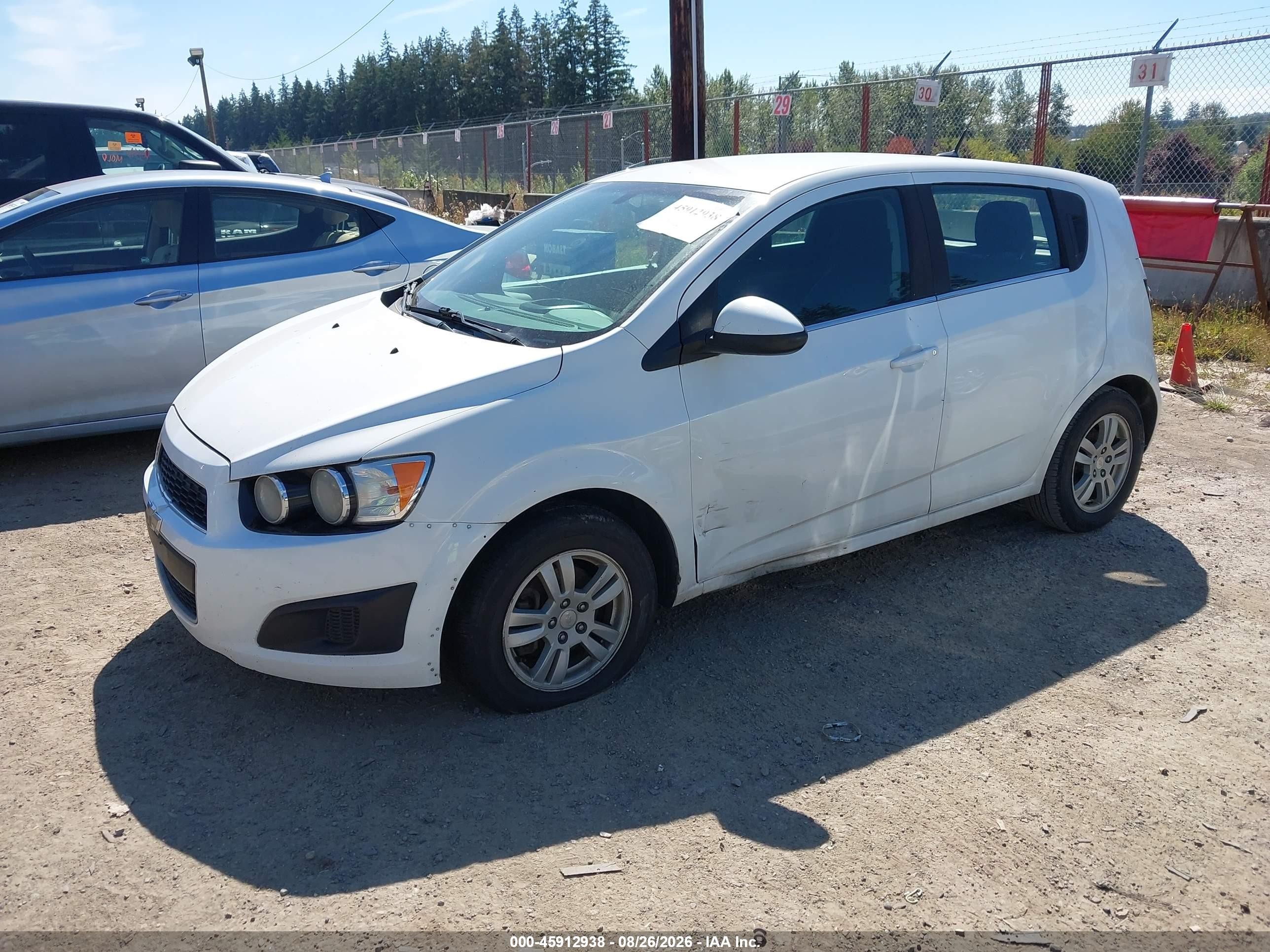 2014 Chevrolet Sonic Lt Auto White vin: 1G1JC6SB8E4117590