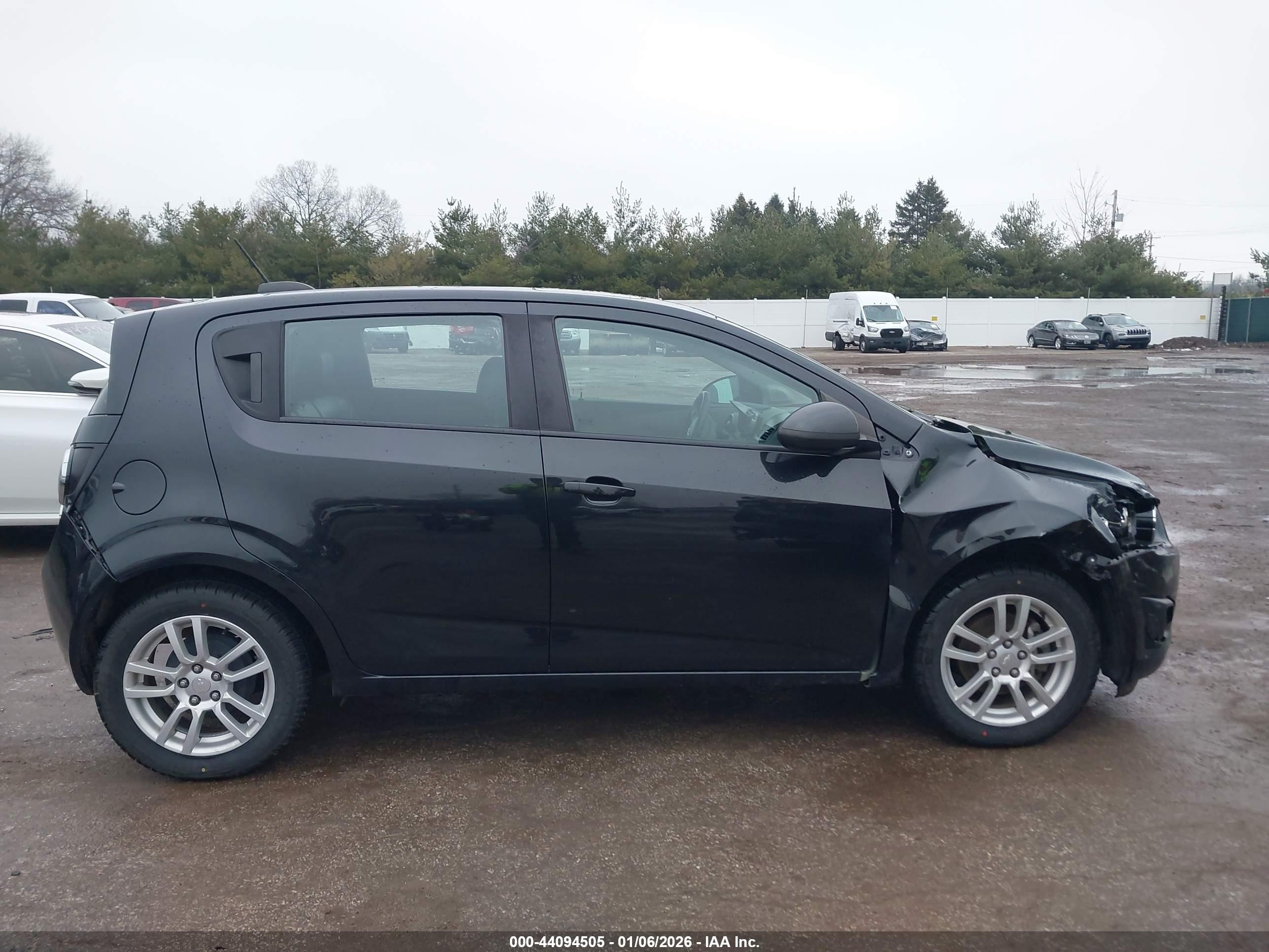 2015 Chevrolet Sonic Lt Auto Black vin: 1G1JC6SB8F4114691