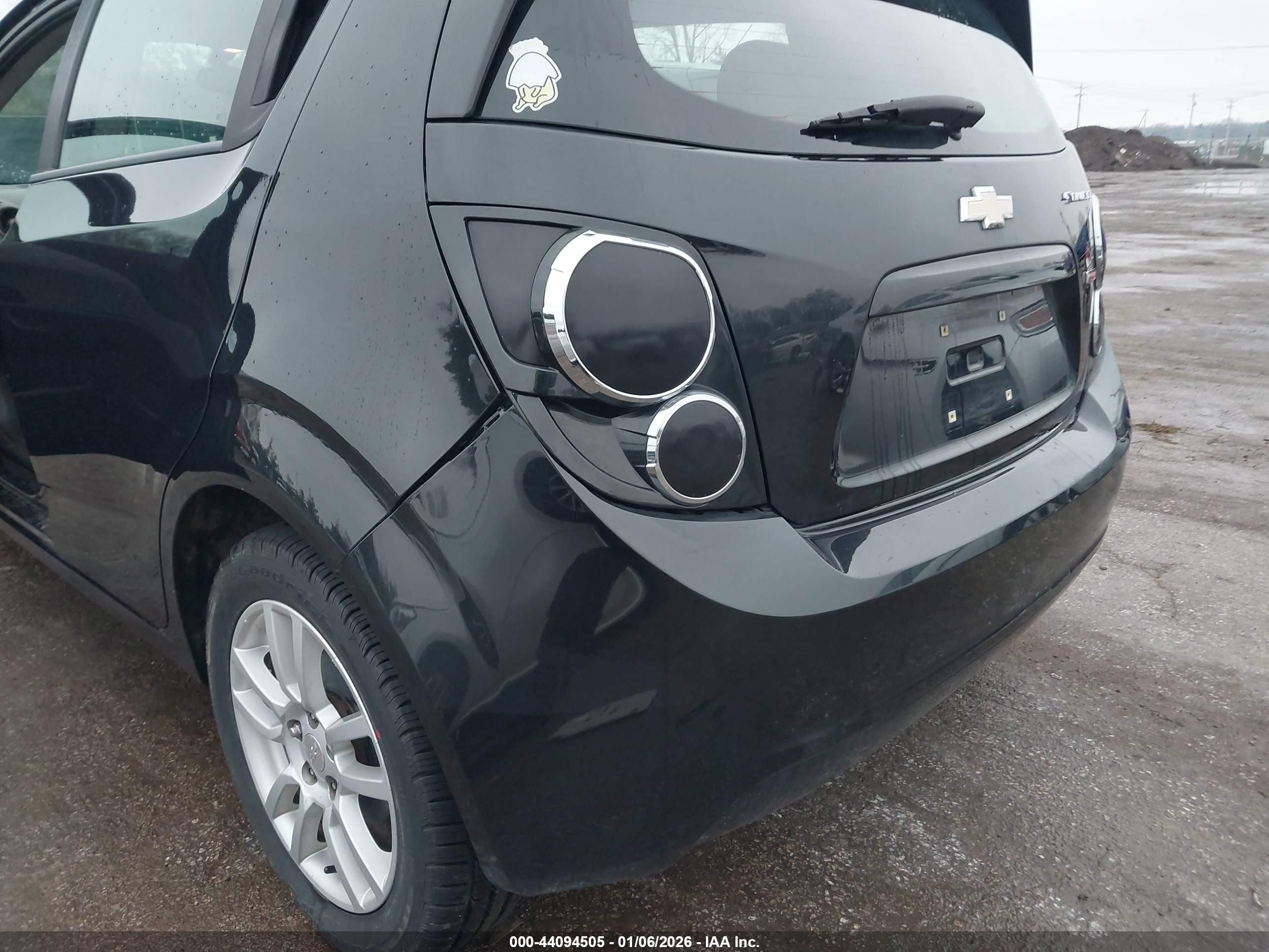 2015 Chevrolet Sonic Lt Auto Black vin: 1G1JC6SB8F4114691