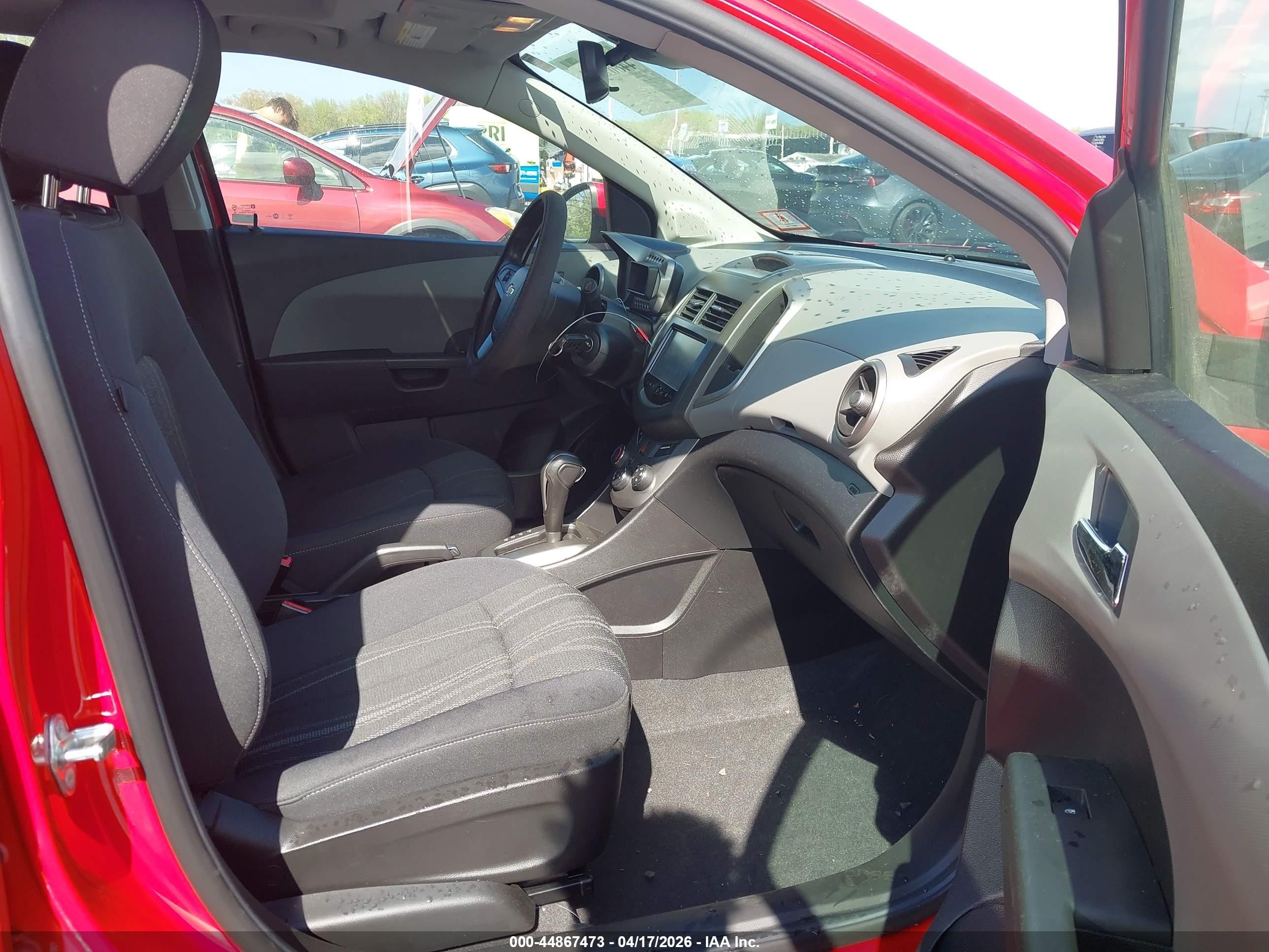 2016 Chevrolet Sonic Lt Auto Red vin: 1G1JC6SB8G4183981