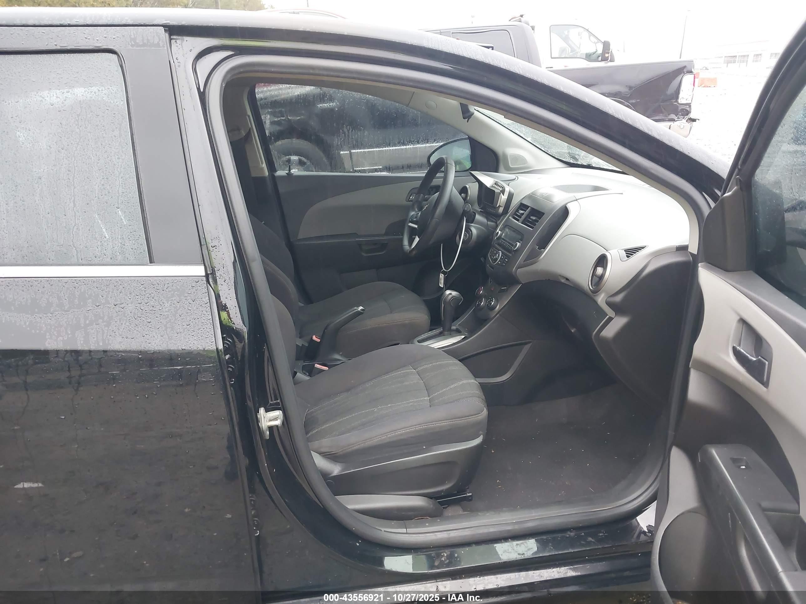 2012 Chevrolet Sonic 2lt Black vin: 1G1JC6SB9C4184339