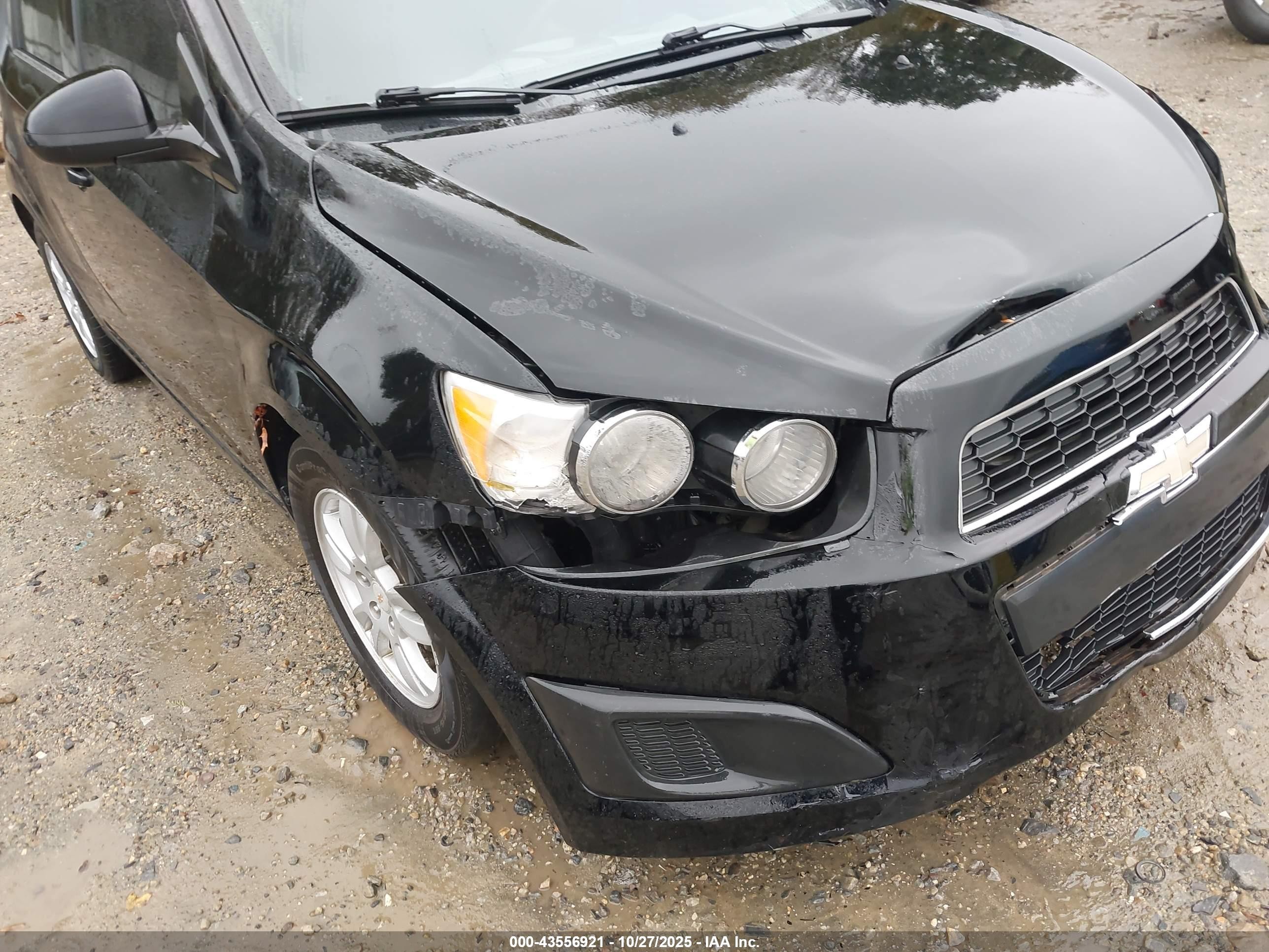 2012 Chevrolet Sonic 2lt Black vin: 1G1JC6SB9C4184339