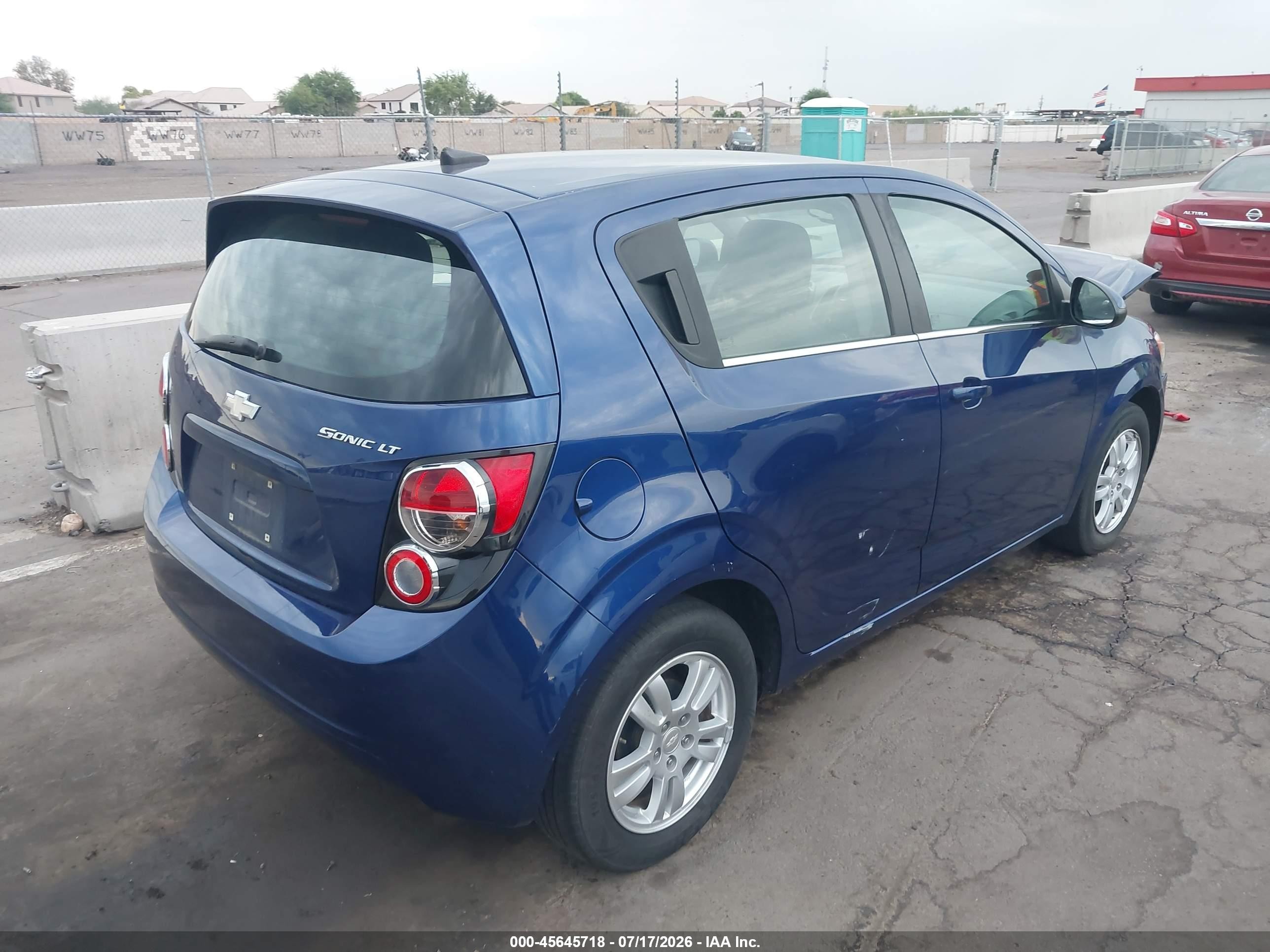 2013 Chevrolet Sonic Lt Auto Синий vin: 1G1JC6SG2D4222443
