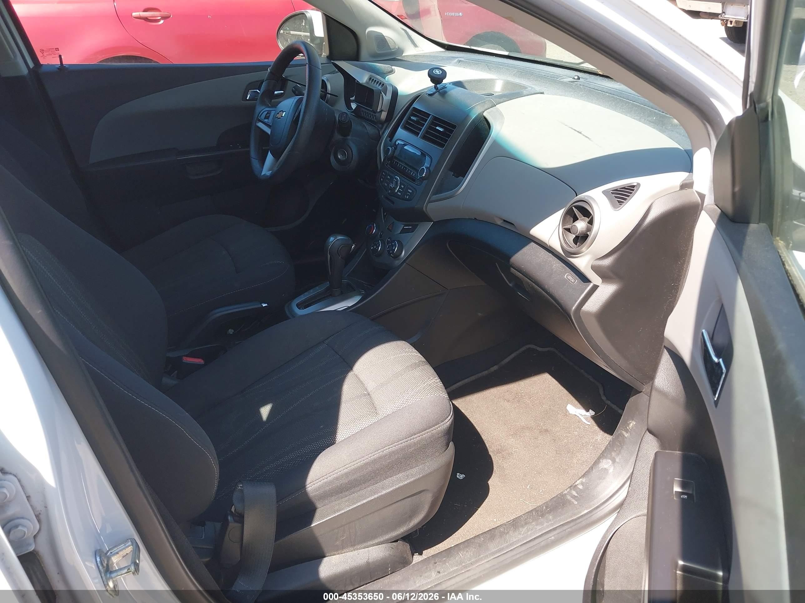 2013 Chevrolet Sonic Lt Auto White vin: 1G1JC6SG5D4233100