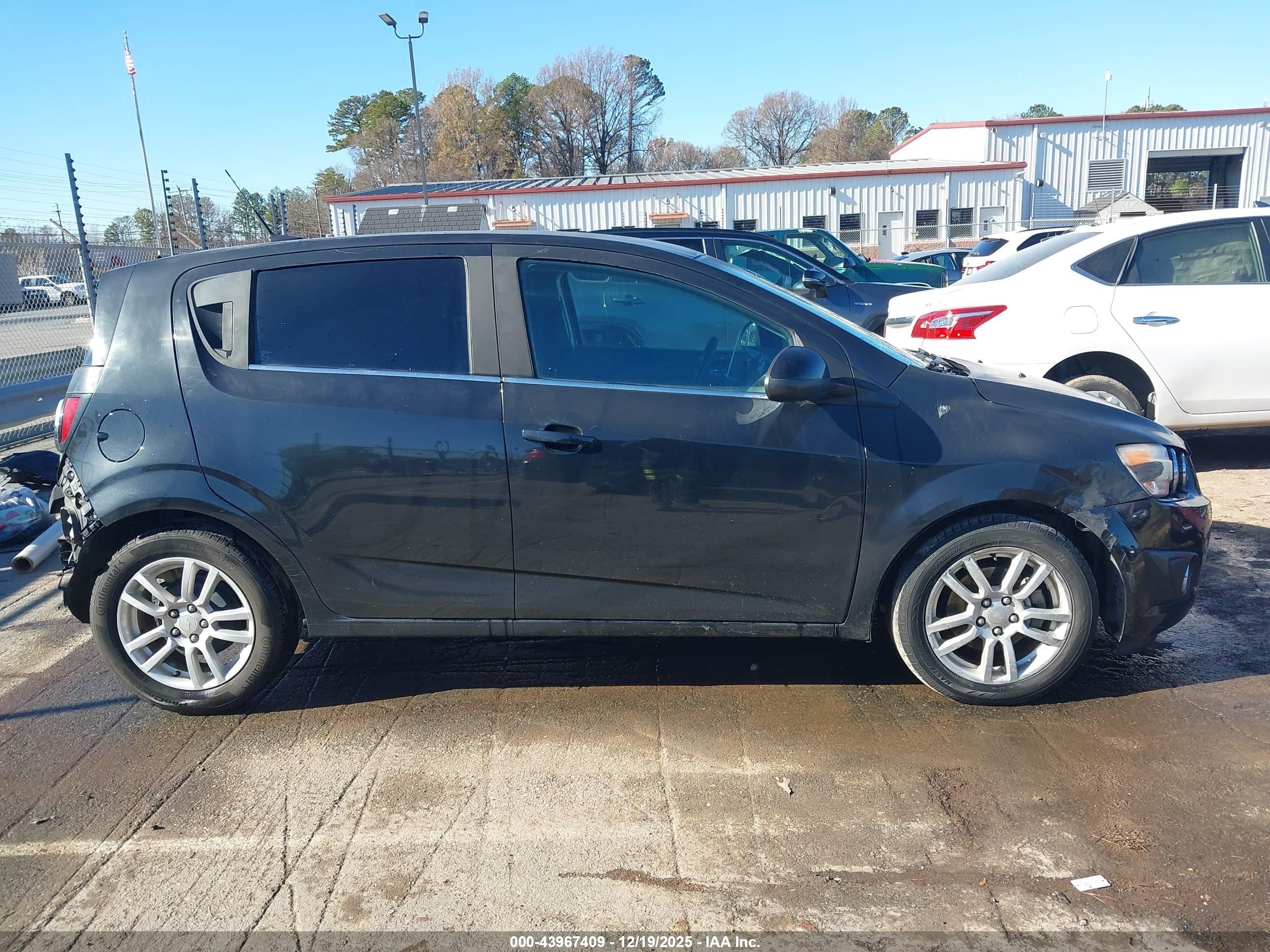 2013 Chevrolet Sonic Lt Auto Черный vin: 1G1JC6SG6D4155796