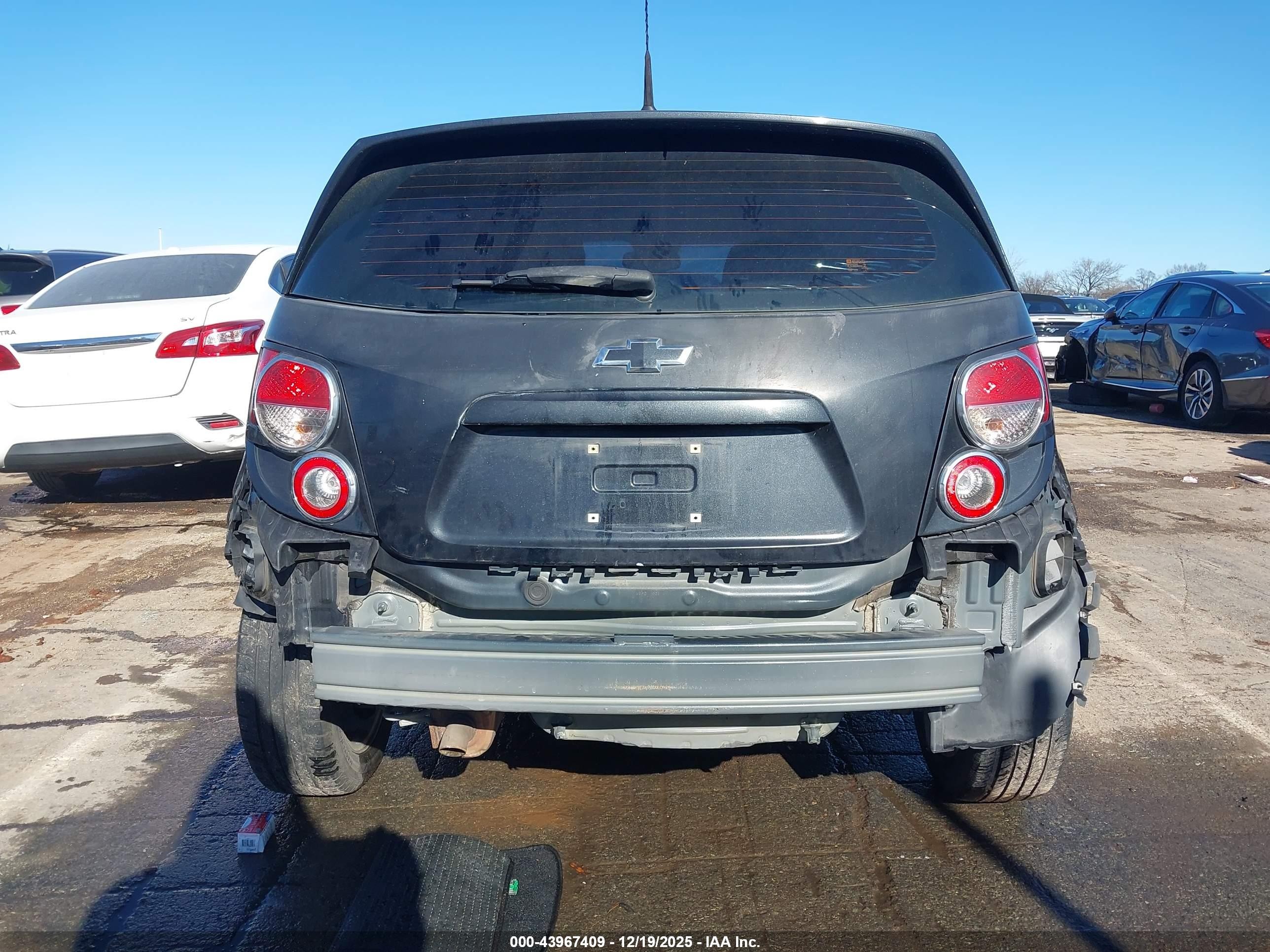 2013 Chevrolet Sonic Lt Auto Черный vin: 1G1JC6SG6D4155796