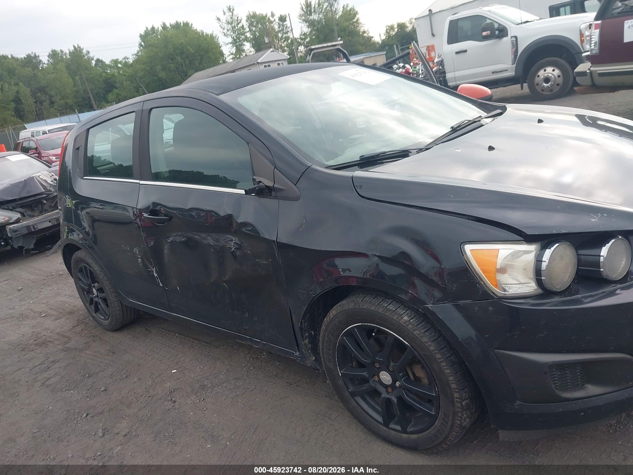 2013 Chevrolet Sonic Lt Auto Black vin: 1G1JC6SG8D4142791