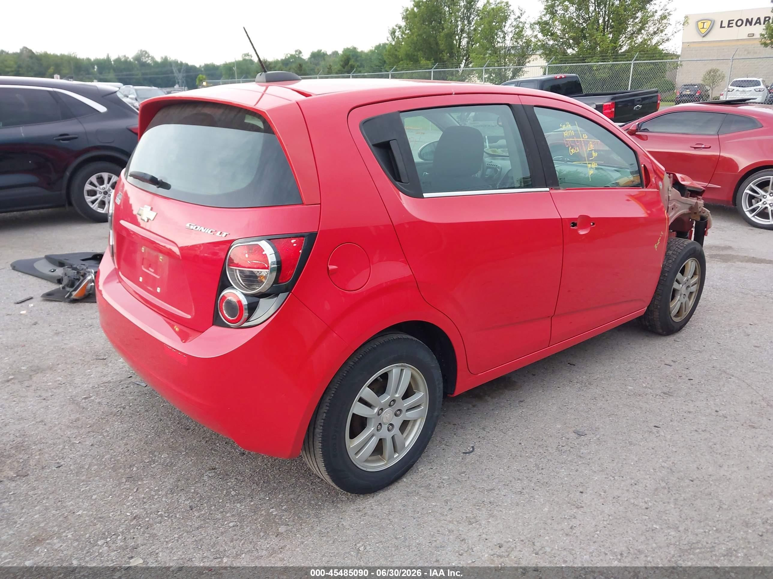 2015 Chevrolet Sonic Lt Auto Red vin: 1G1JC6SG9F4106644