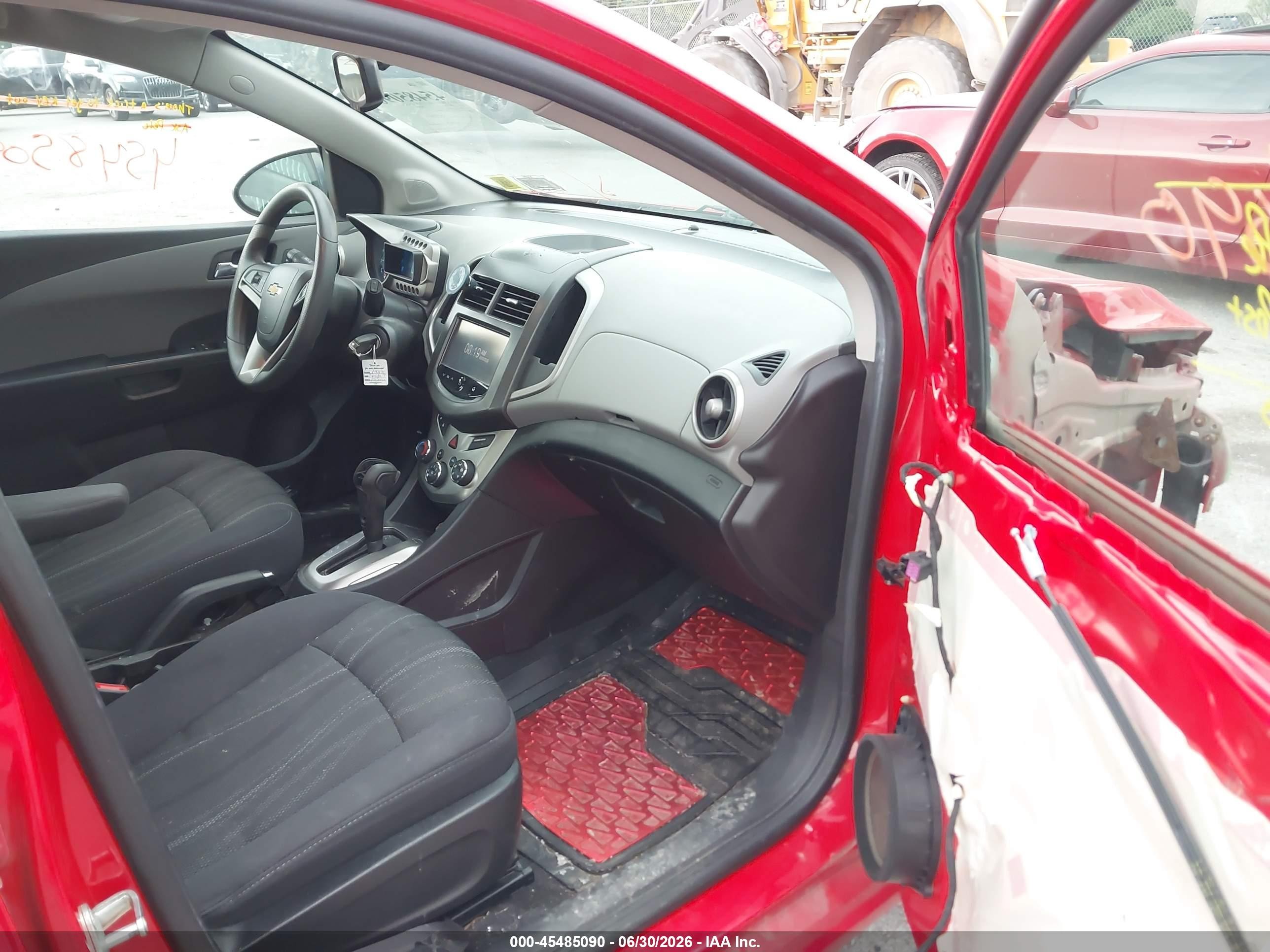 2015 Chevrolet Sonic Lt Auto Red vin: 1G1JC6SG9F4106644
