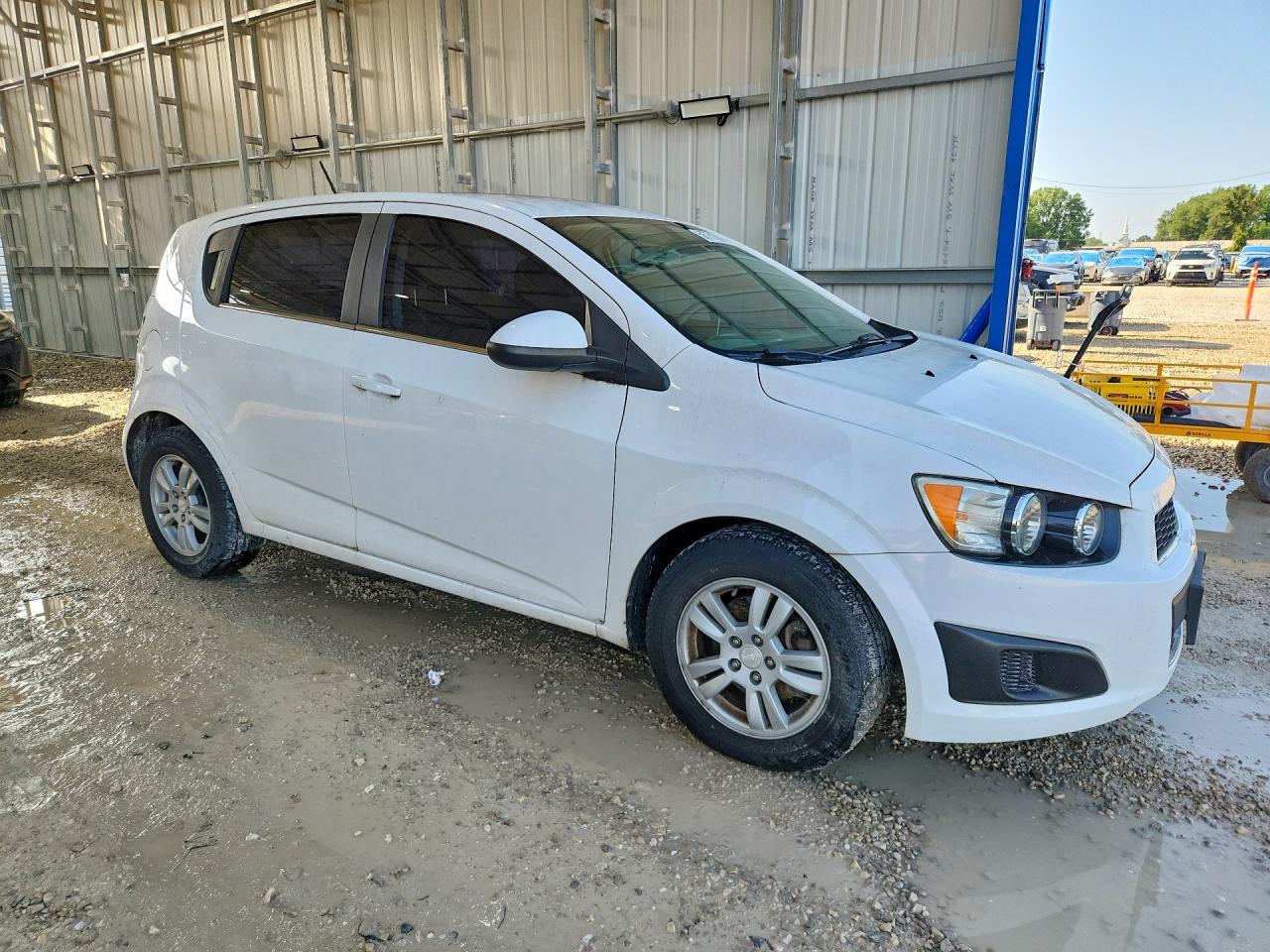 2015 Chevrolet Sonic Lt White vin: 1G1JC6SGXF4123369