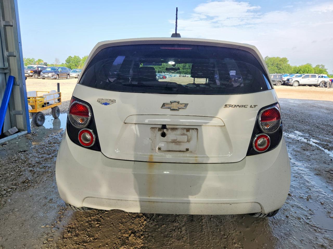 2015 Chevrolet Sonic Lt White vin: 1G1JC6SGXF4123369