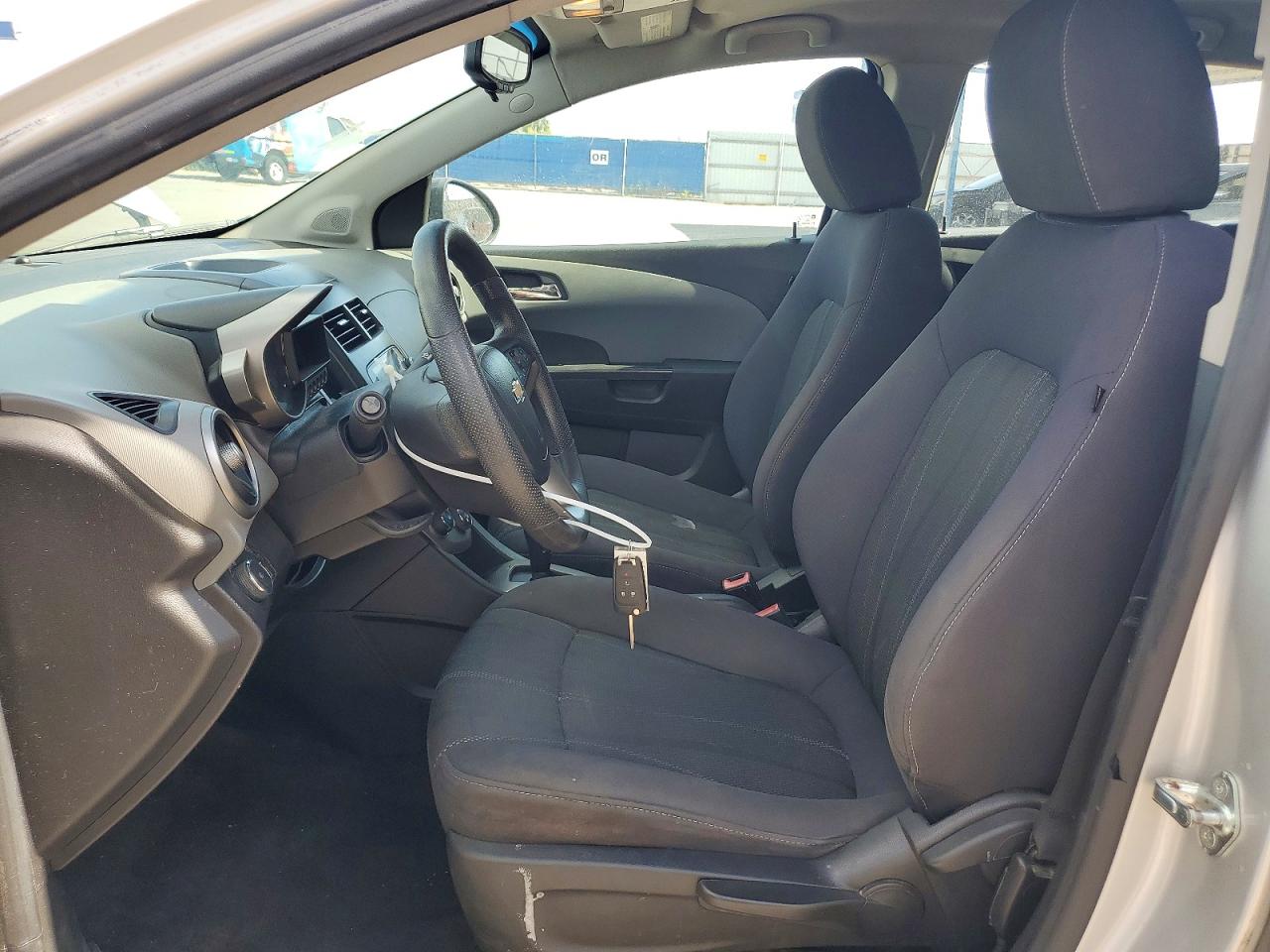 2012 Chevrolet Sonic Lt Серебряный vin: 1G1JC6SH1C4174943