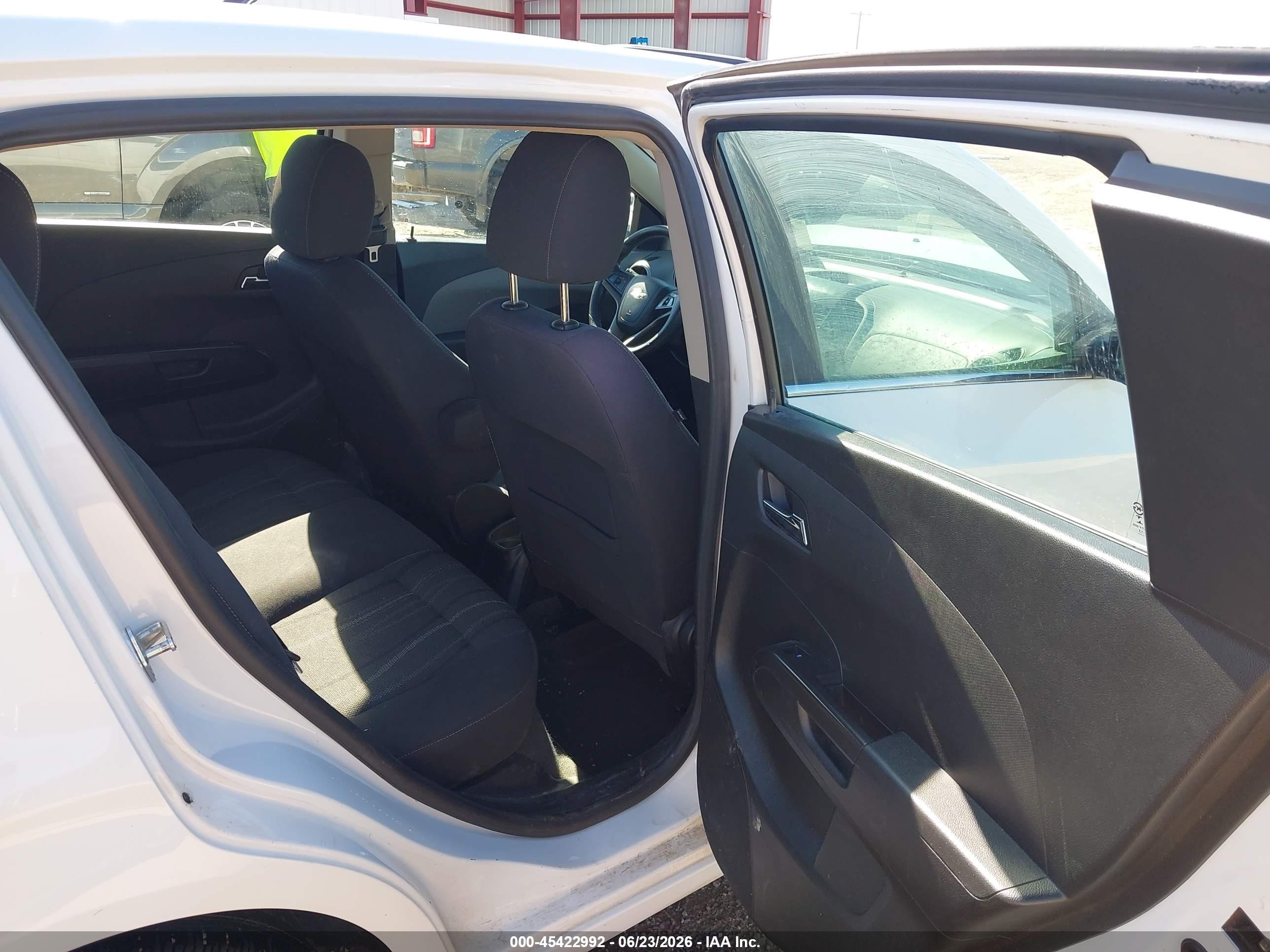 2013 Chevrolet Sonic Lt Auto White vin: 1G1JC6SH1D4248606