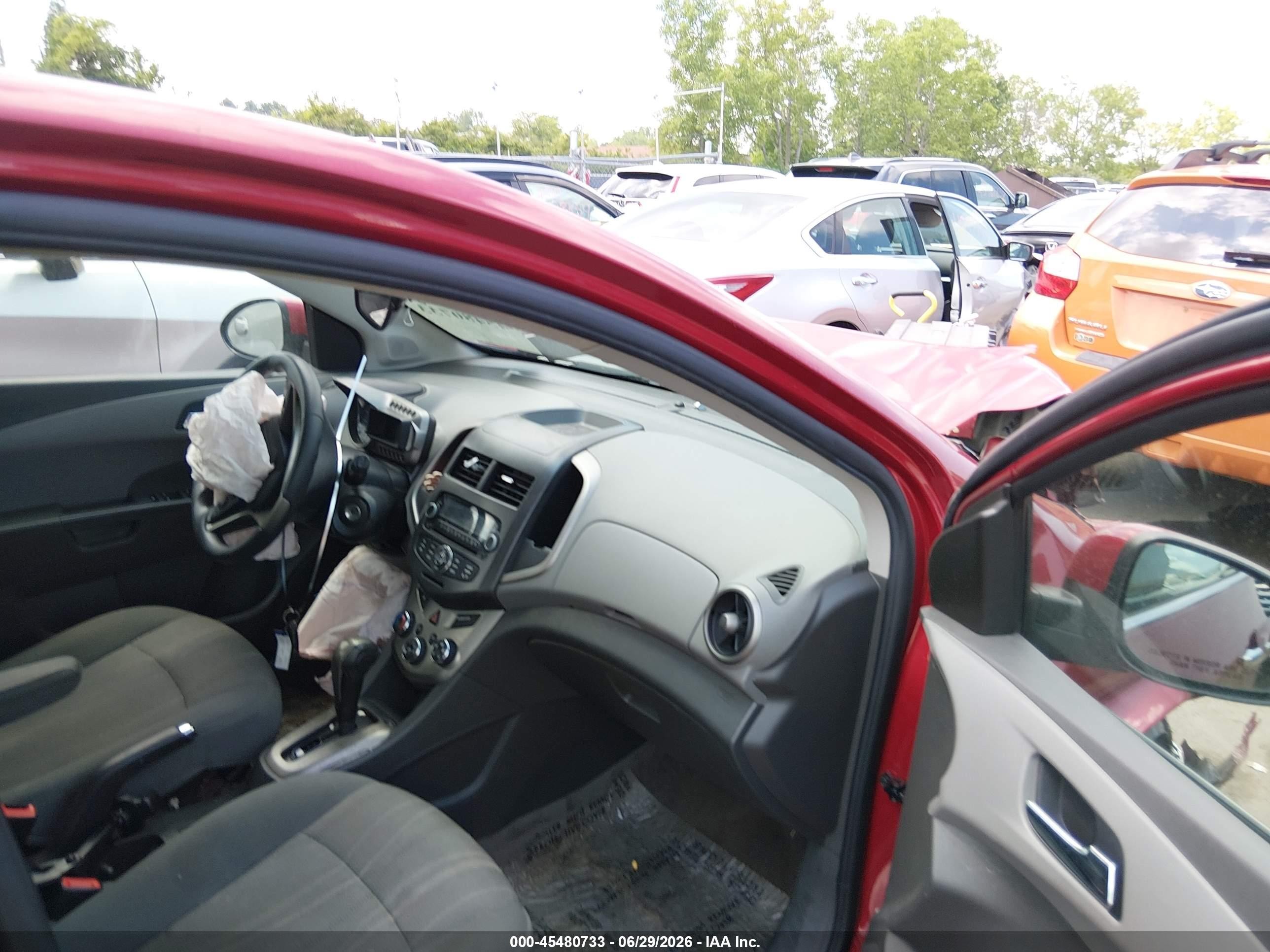 2014 Chevrolet Sonic Lt Auto Красный vin: 1G1JC6SH1E4108962