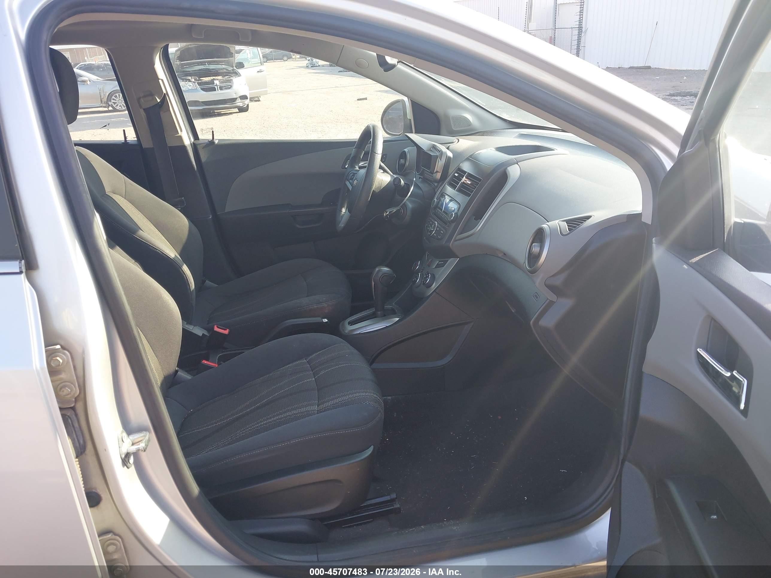 2015 Chevrolet Sonic Lt Auto Black vin: 1G1JC6SH1F4203913