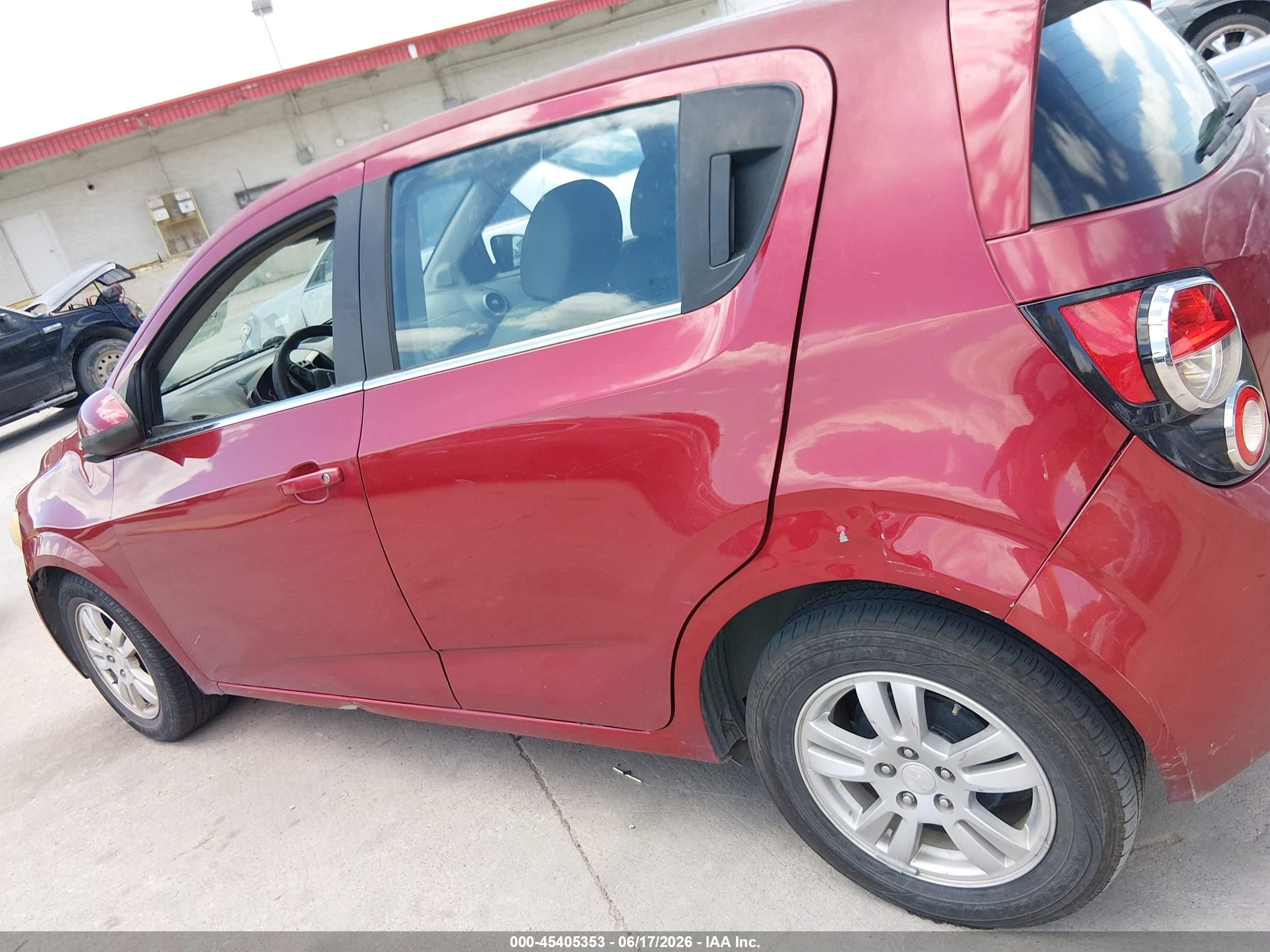 2013 Chevrolet Sonic Lt Auto Red vin: 1G1JC6SH2D4136168