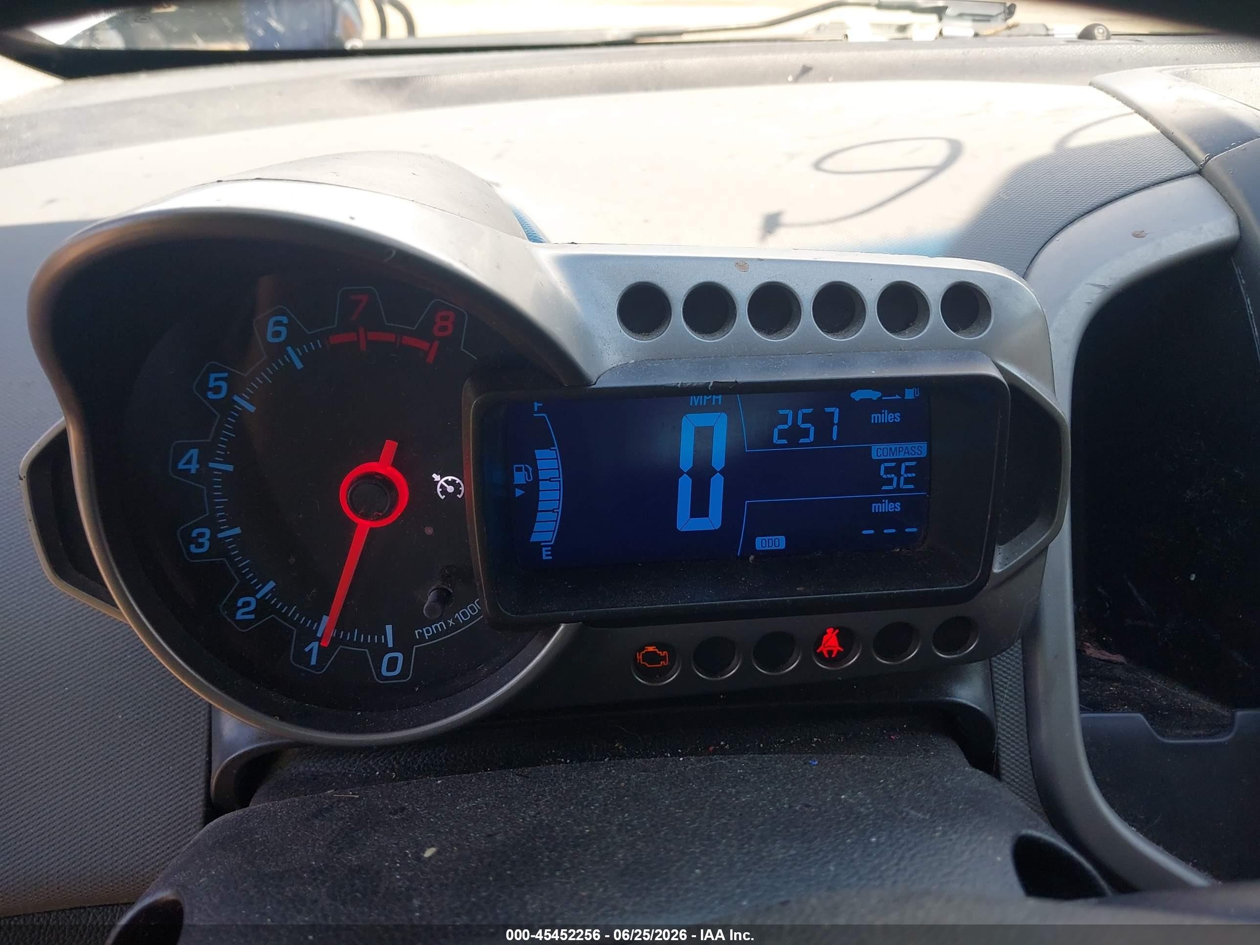 2013 Chevrolet Sonic Lt Auto Silver vin: 1G1JC6SH2D4136316