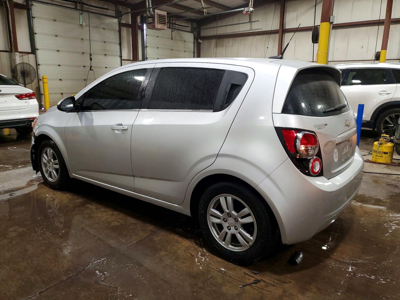 2014 Chevrolet Sonic Lt Серебряный vin: 1G1JC6SH2E4143476