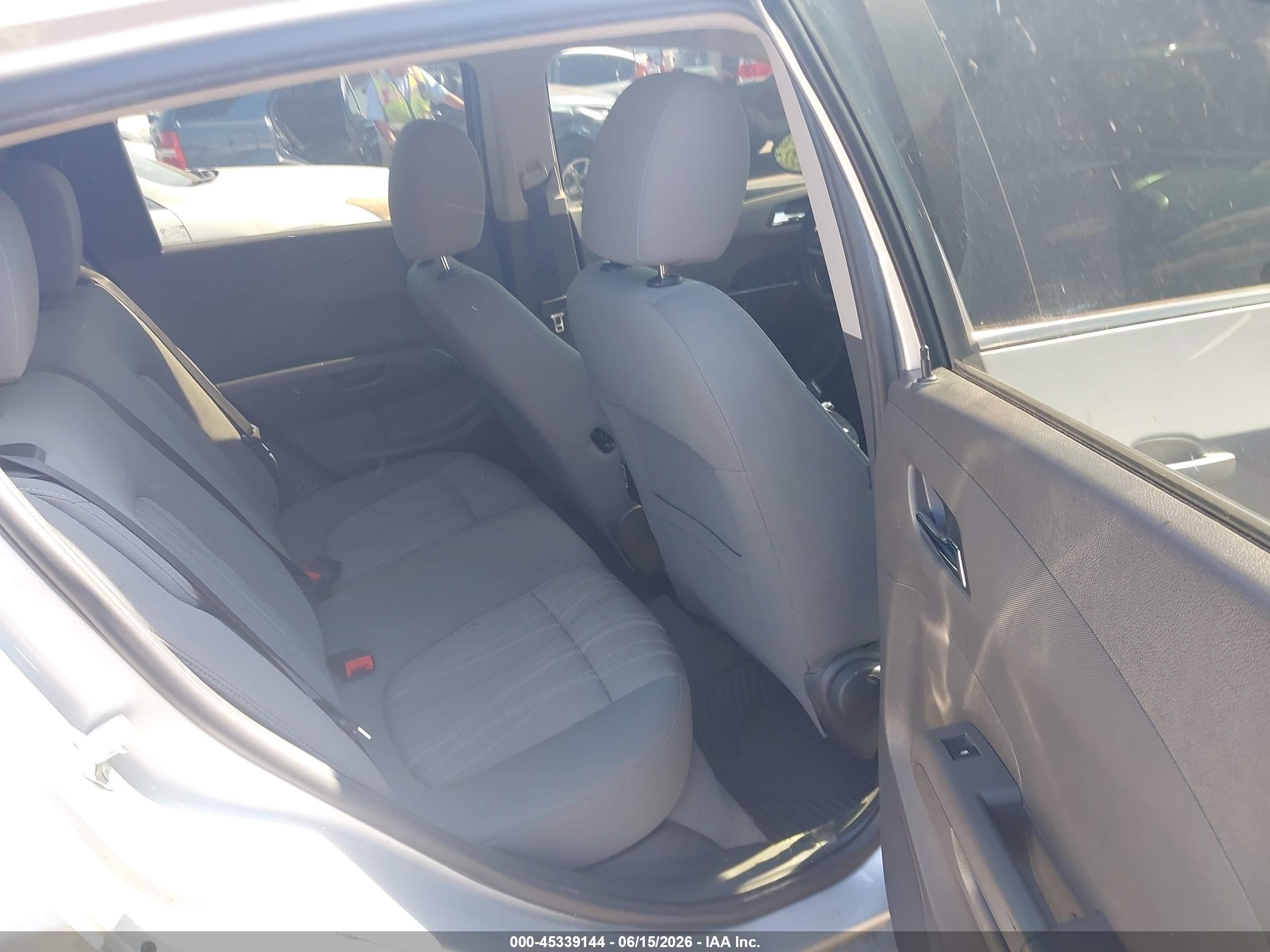 2015 Chevrolet Sonic Lt Auto Gray vin: 1G1JC6SH2F4199225