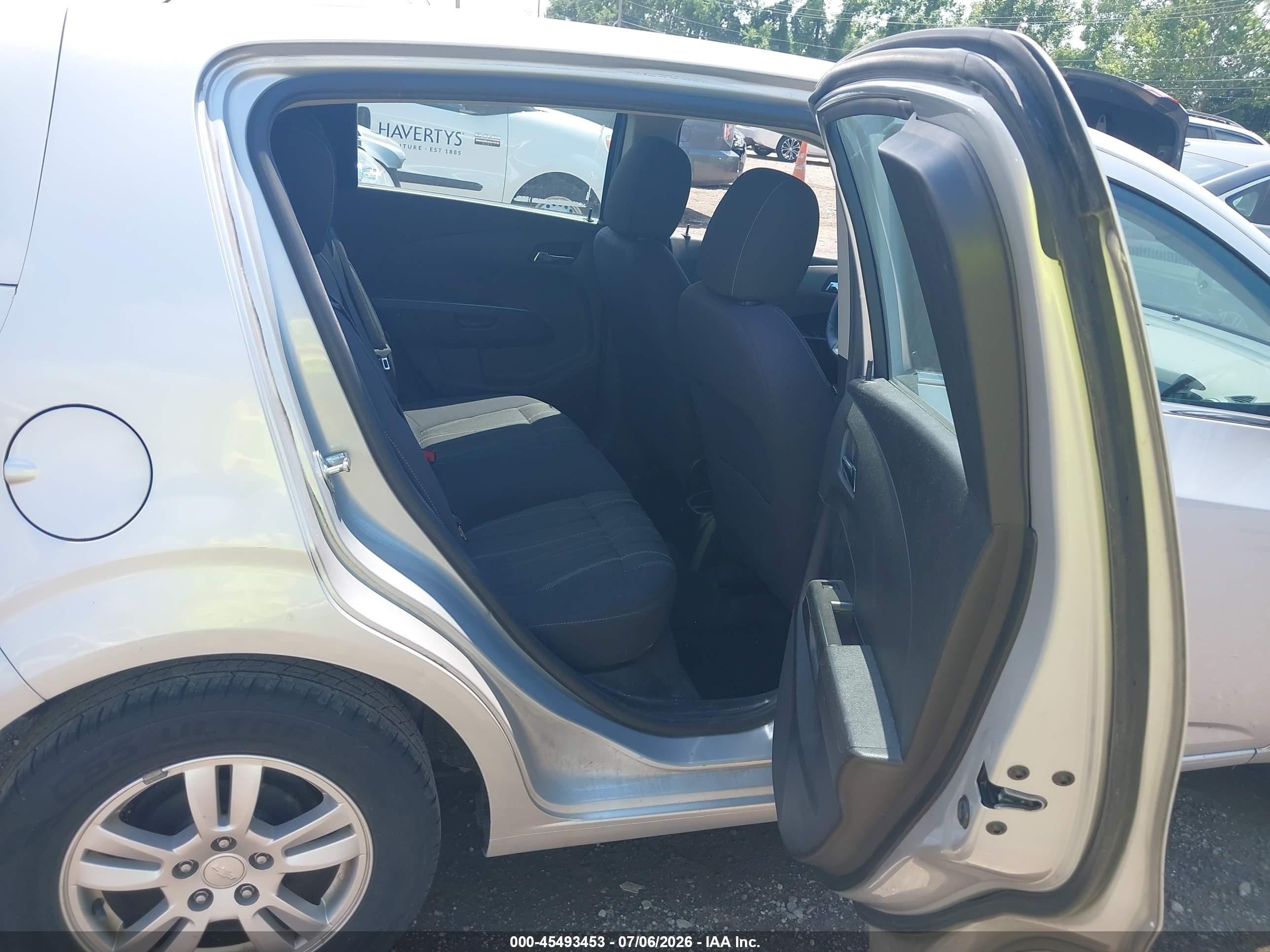2013 Chevrolet Sonic Lt Auto Silver vin: 1G1JC6SH3D4120058