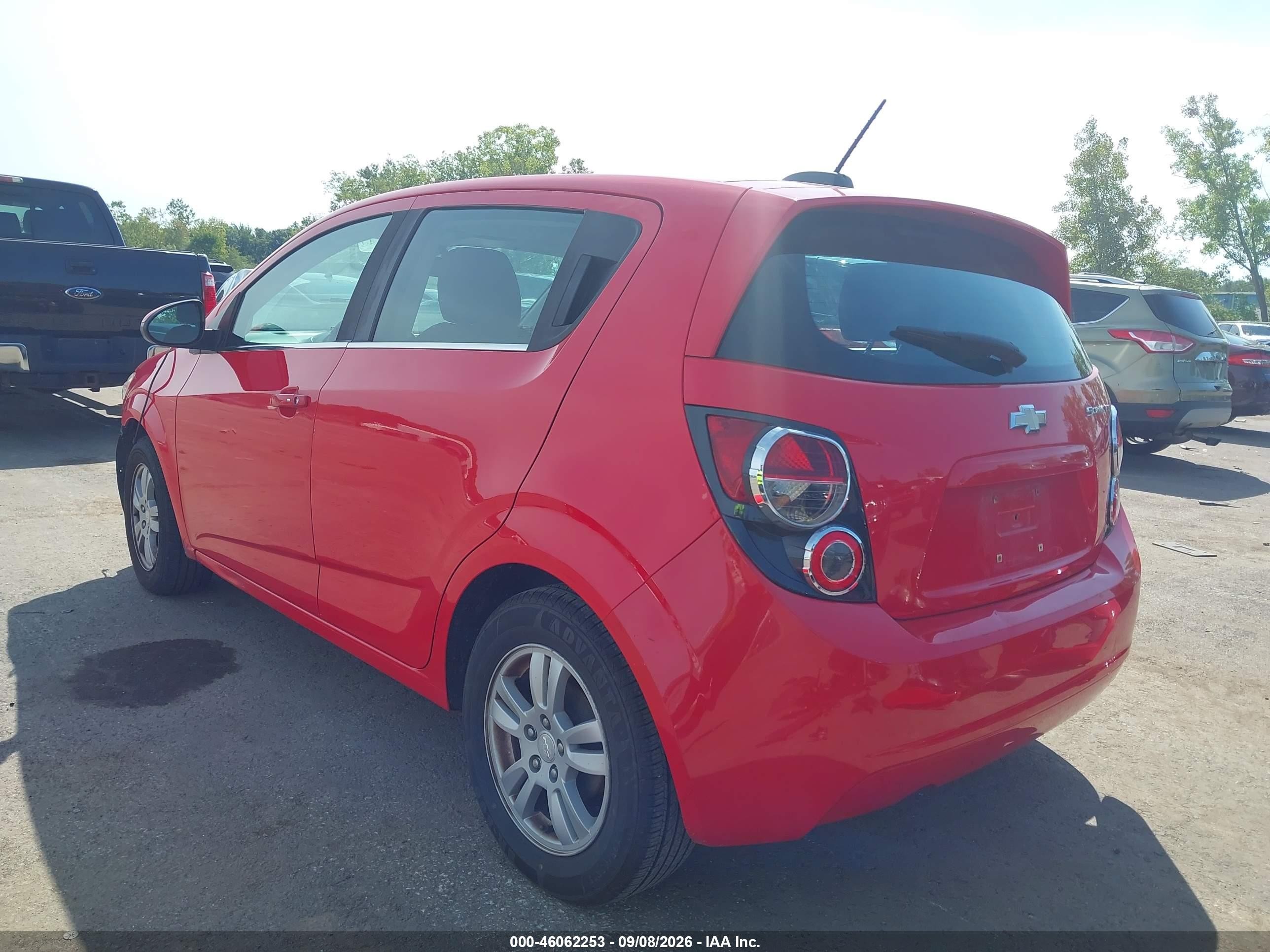 2015 Chevrolet Sonic Lt Auto Красный vin: 1G1JC6SH3F4102954