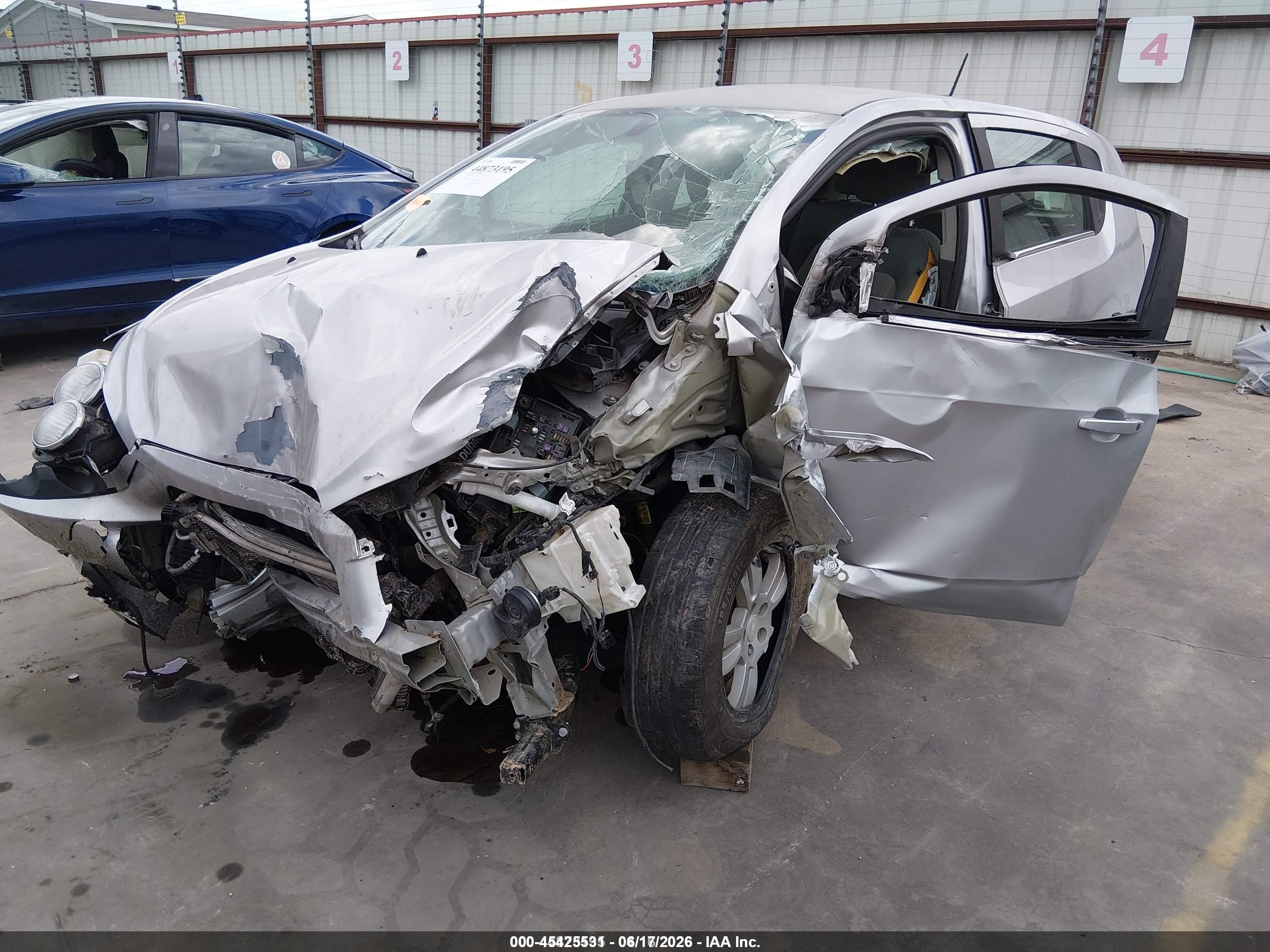 2015 Chevrolet Sonic Lt Auto Silver vin: 1G1JC6SH3F4135260
