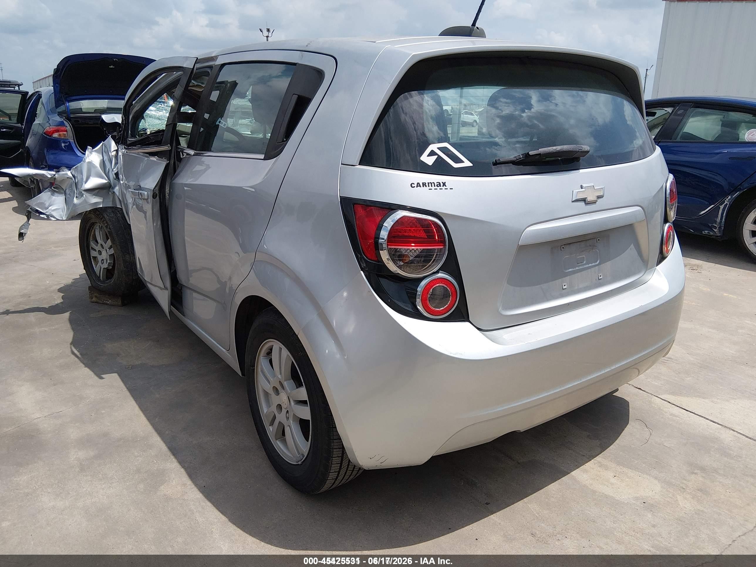 2015 Chevrolet Sonic Lt Auto Silver vin: 1G1JC6SH3F4135260