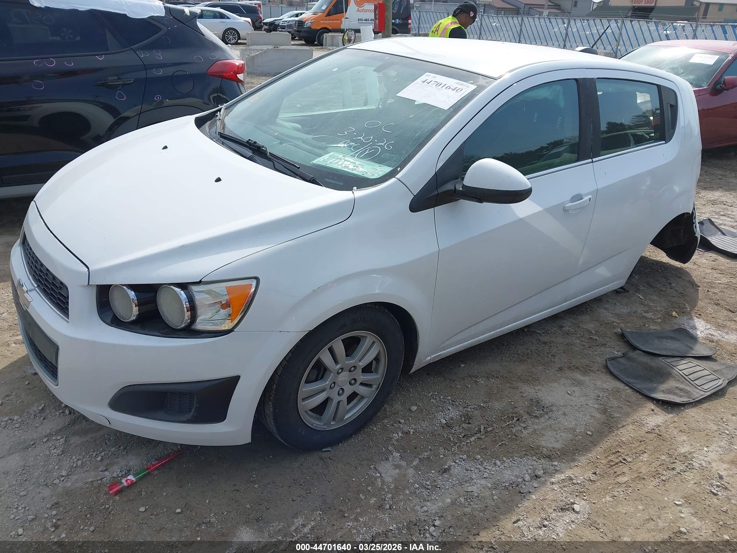 2015 Chevrolet Sonic Lt Auto White vin: 1G1JC6SH4F4160880