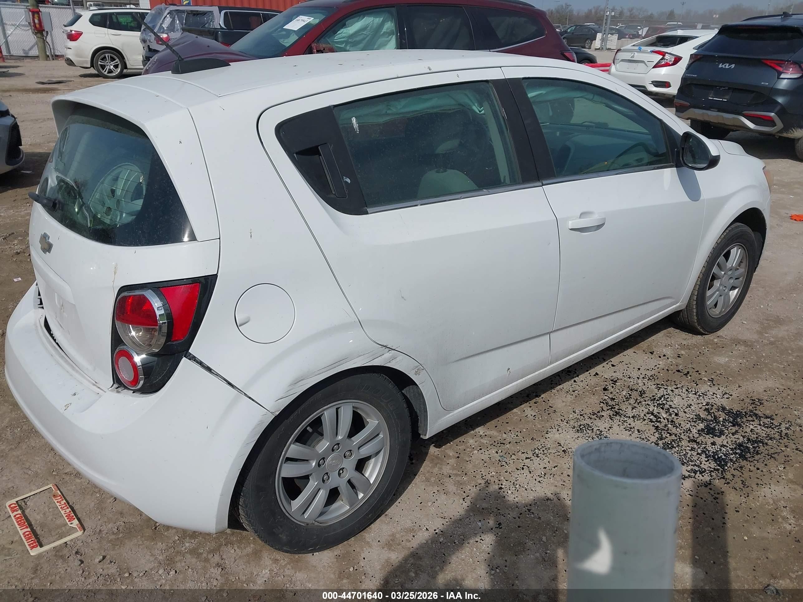 2015 Chevrolet Sonic Lt Auto White vin: 1G1JC6SH4F4160880