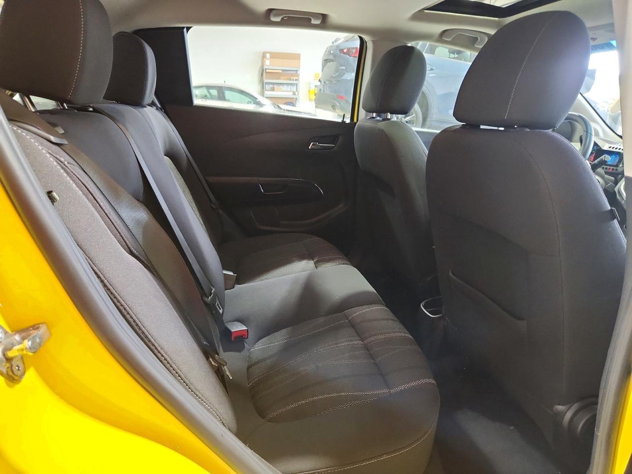 2015 Chevrolet Sonic Lt Yellow vin: 1G1JC6SH4F4181924