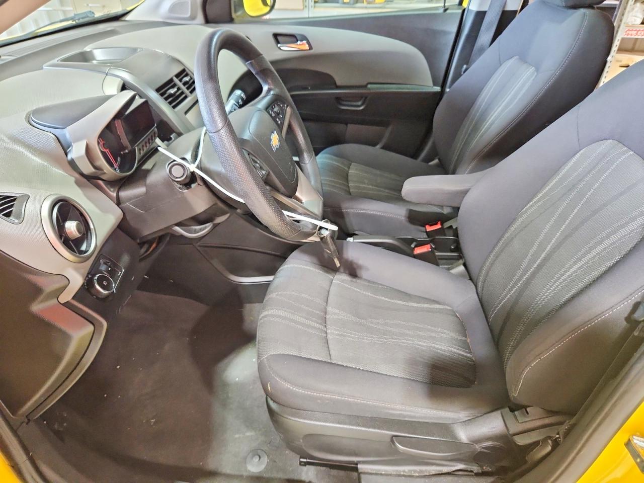 2015 Chevrolet Sonic Lt Yellow vin: 1G1JC6SH4F4181924