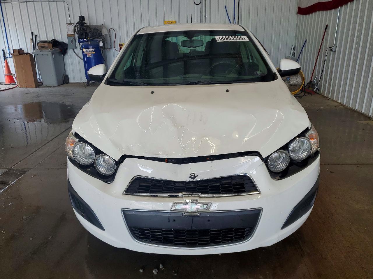 2015 Chevrolet Sonic Lt White vin: 1G1JC6SH4F4196116