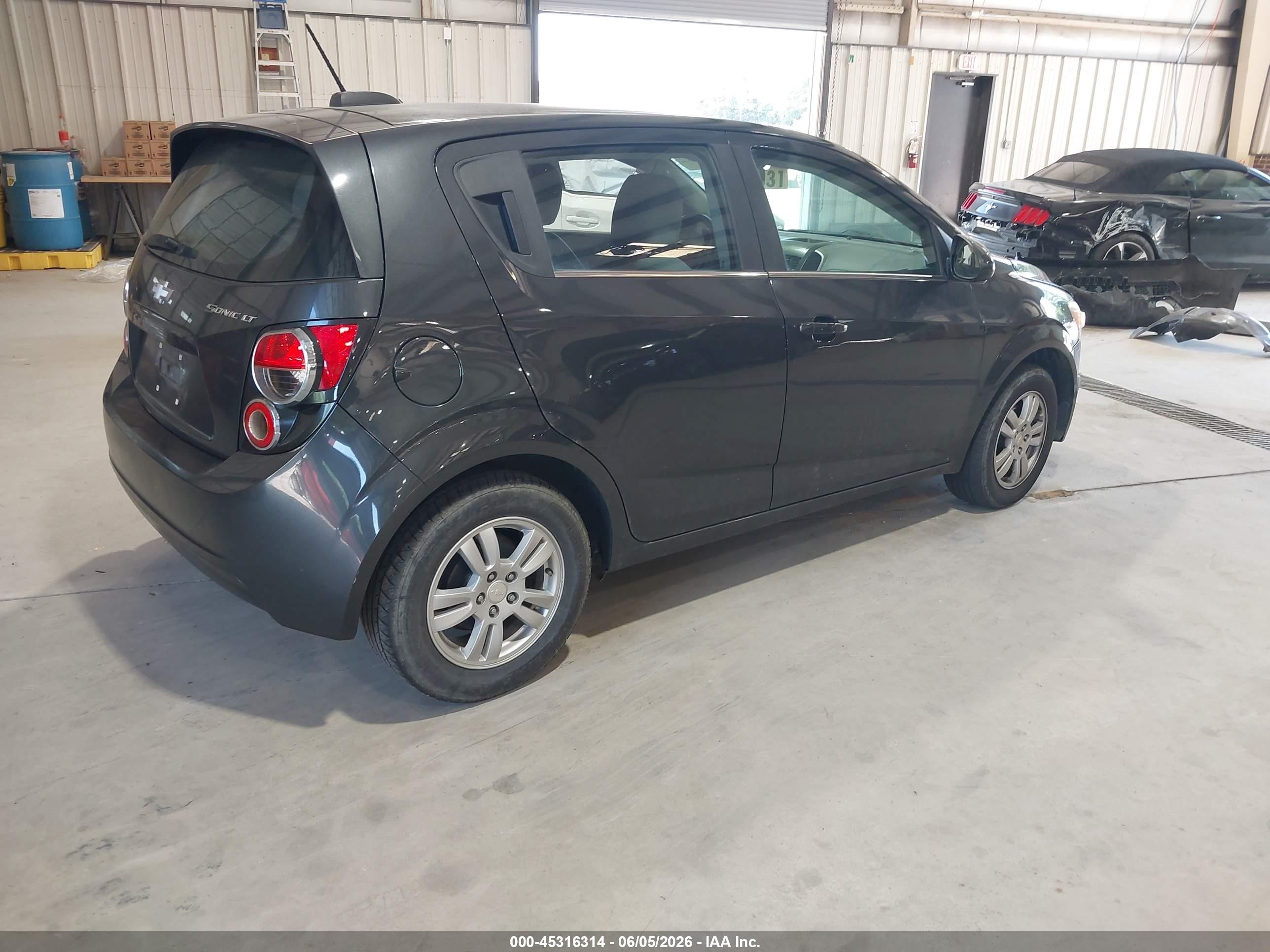 2015 Chevrolet Sonic Lt Auto Серый vin: 1G1JC6SH6F4124883